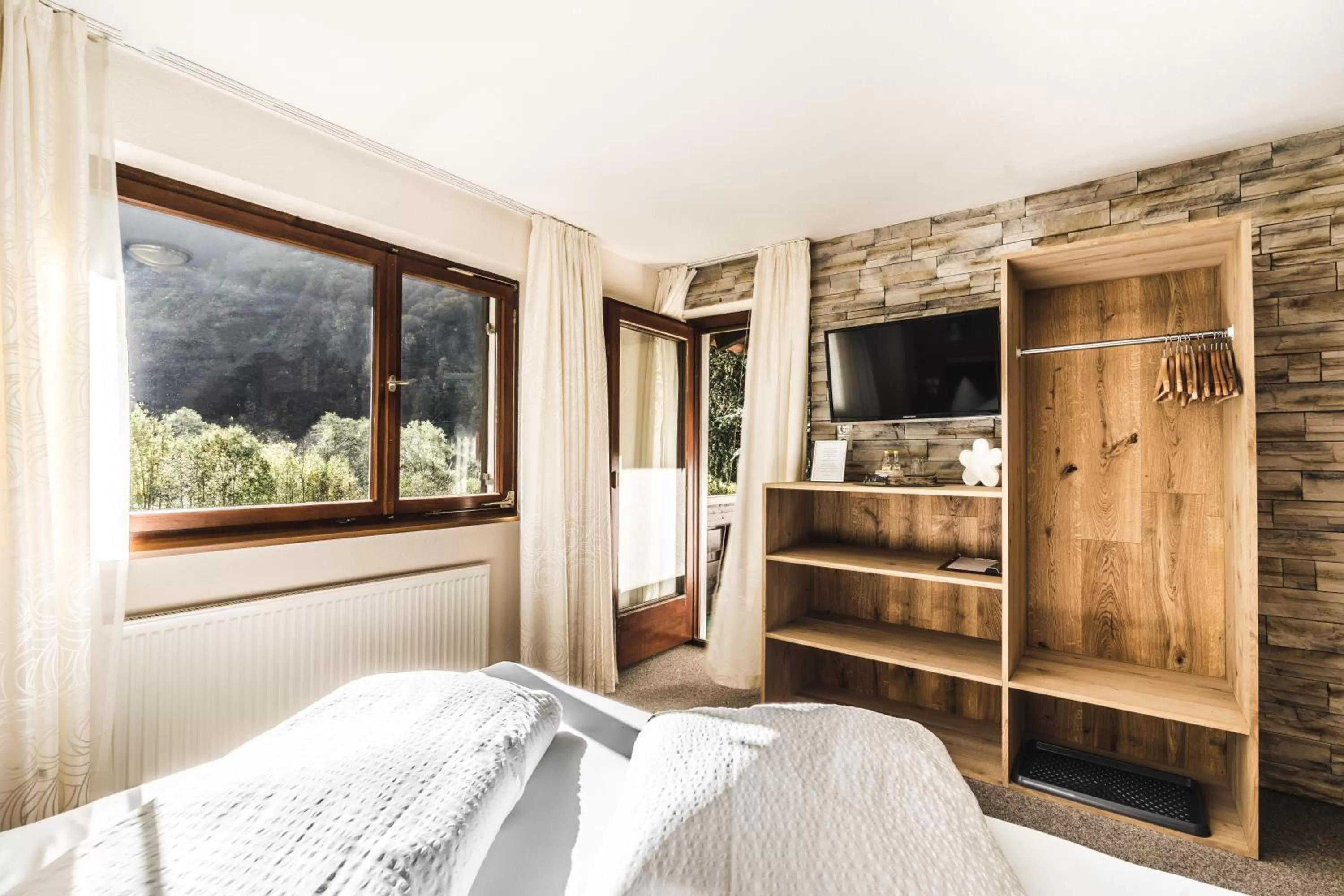 Standard Double Room with Shared Bathroom in Haus Stüttler/Duchscherer