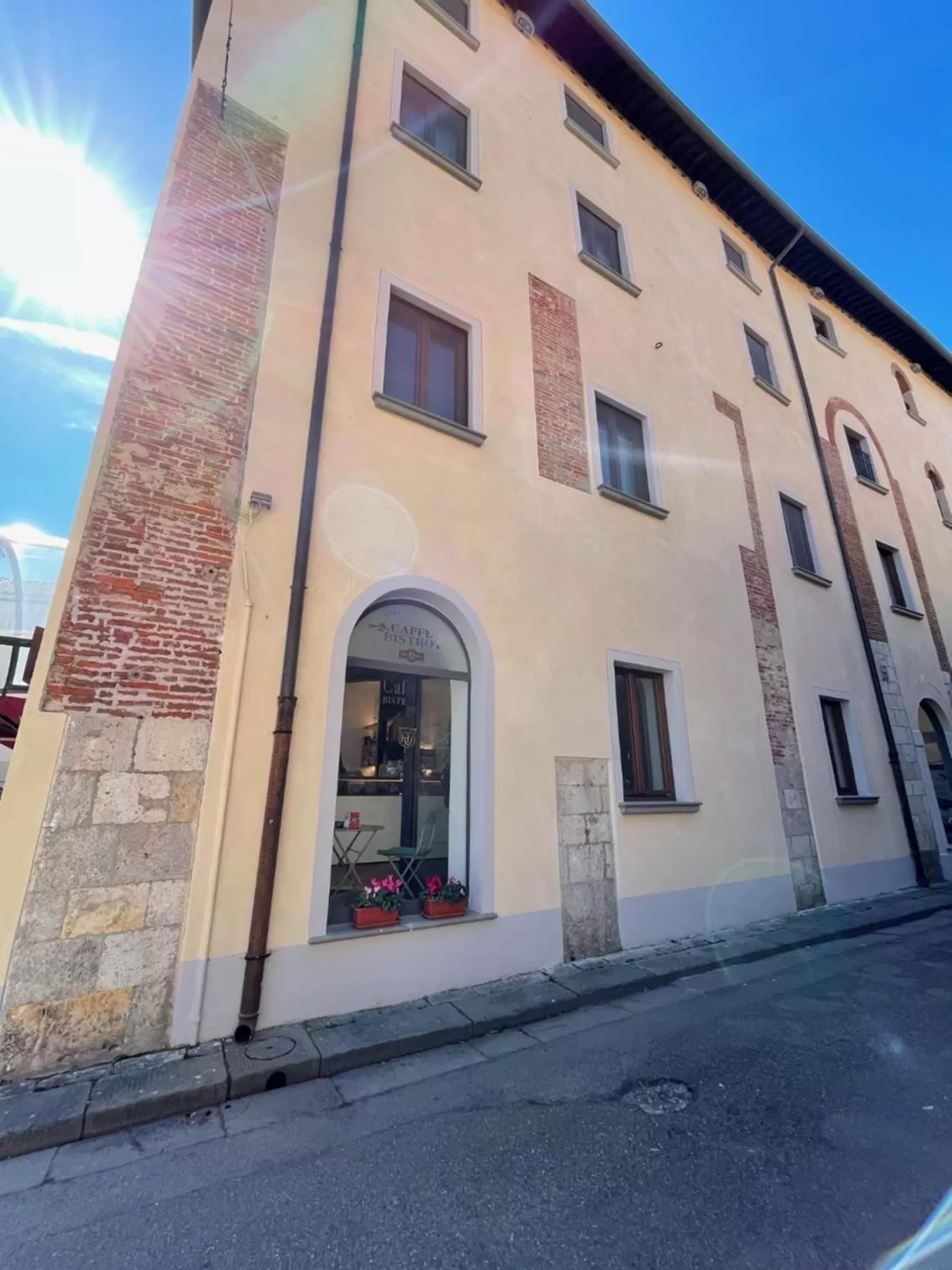 Hotel Caffè Verdi - 24 hours Reception