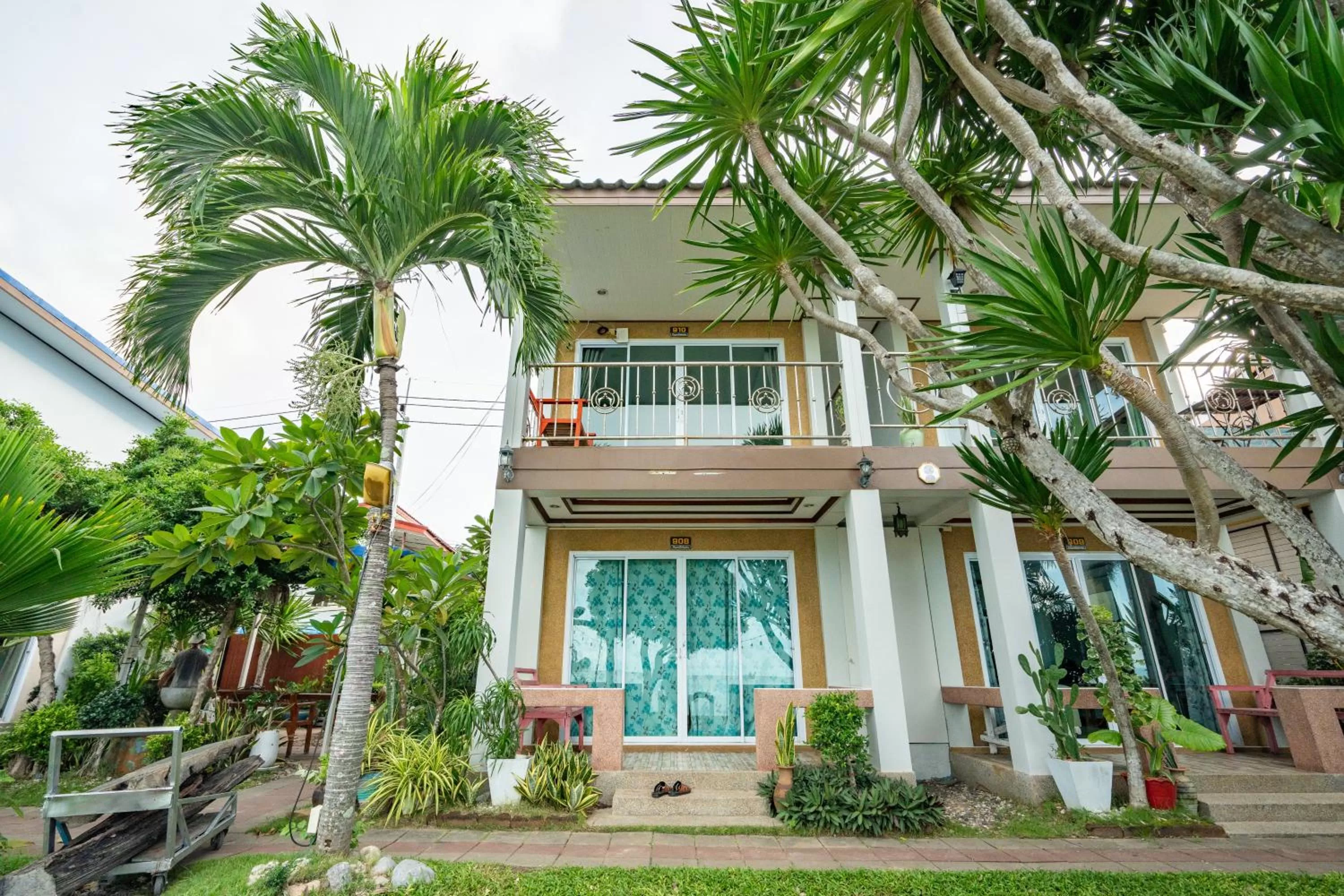 Property building in Janpa Resort