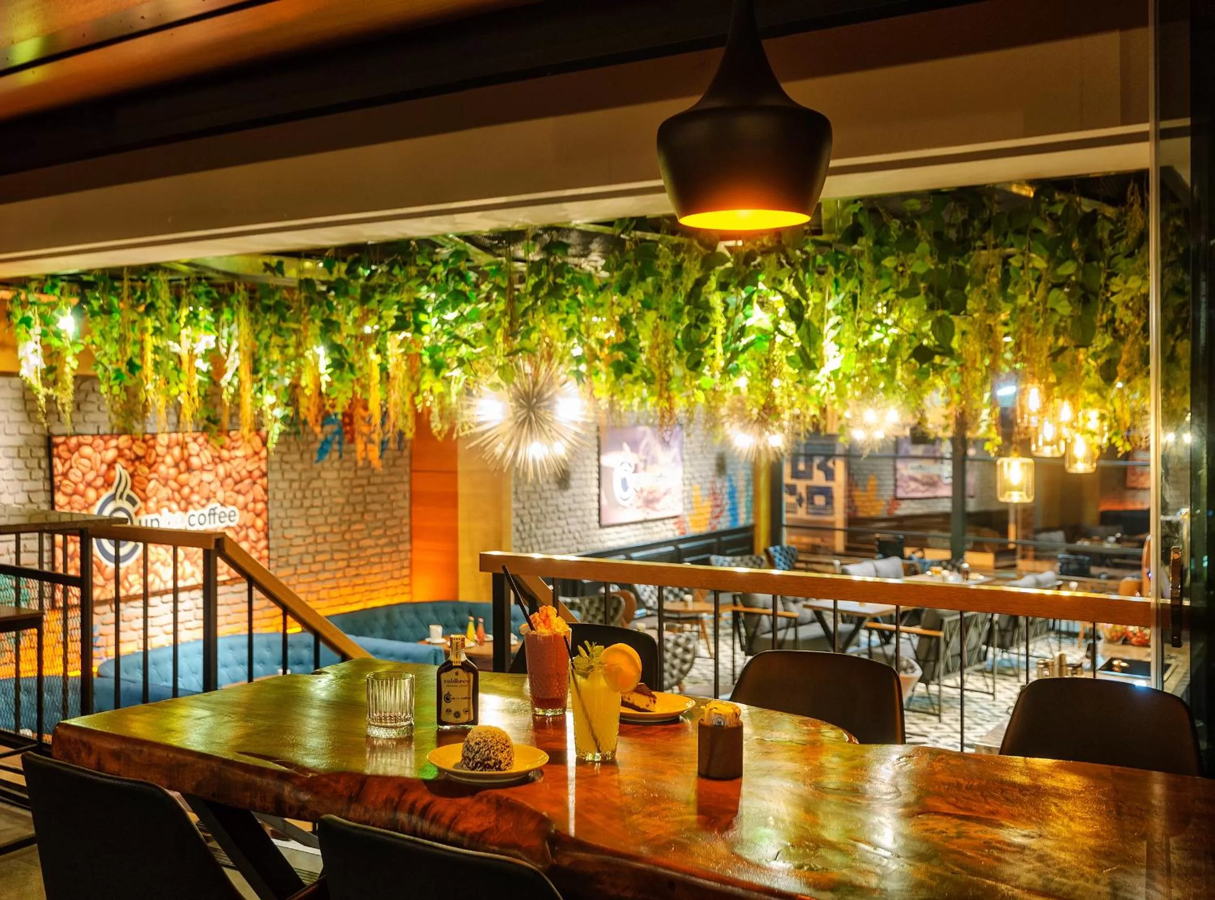 Restaurant/places to eat in Hotel Bossuite Kadikoy