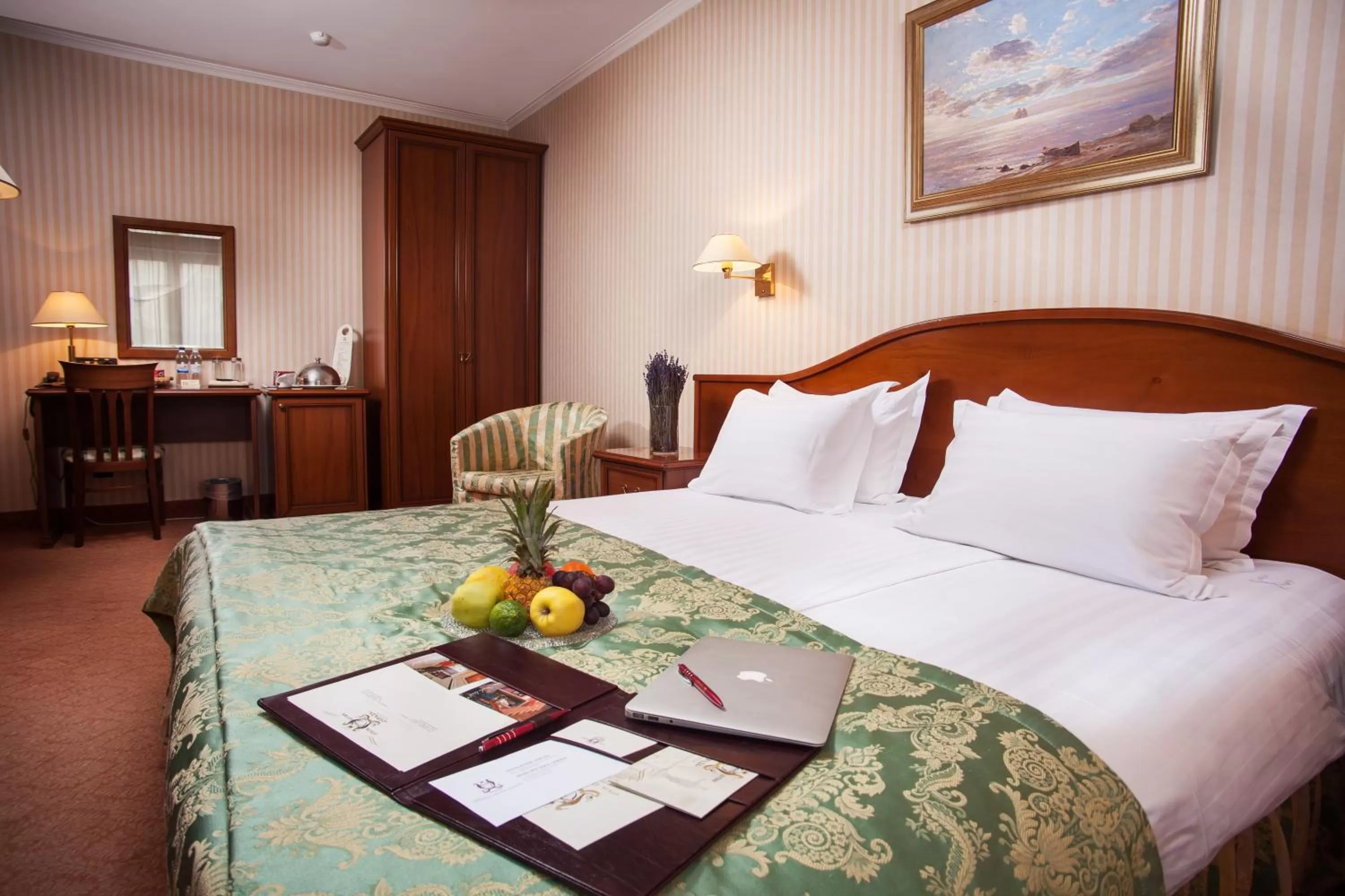 TV and multimedia, Bed in Hotel Otrada