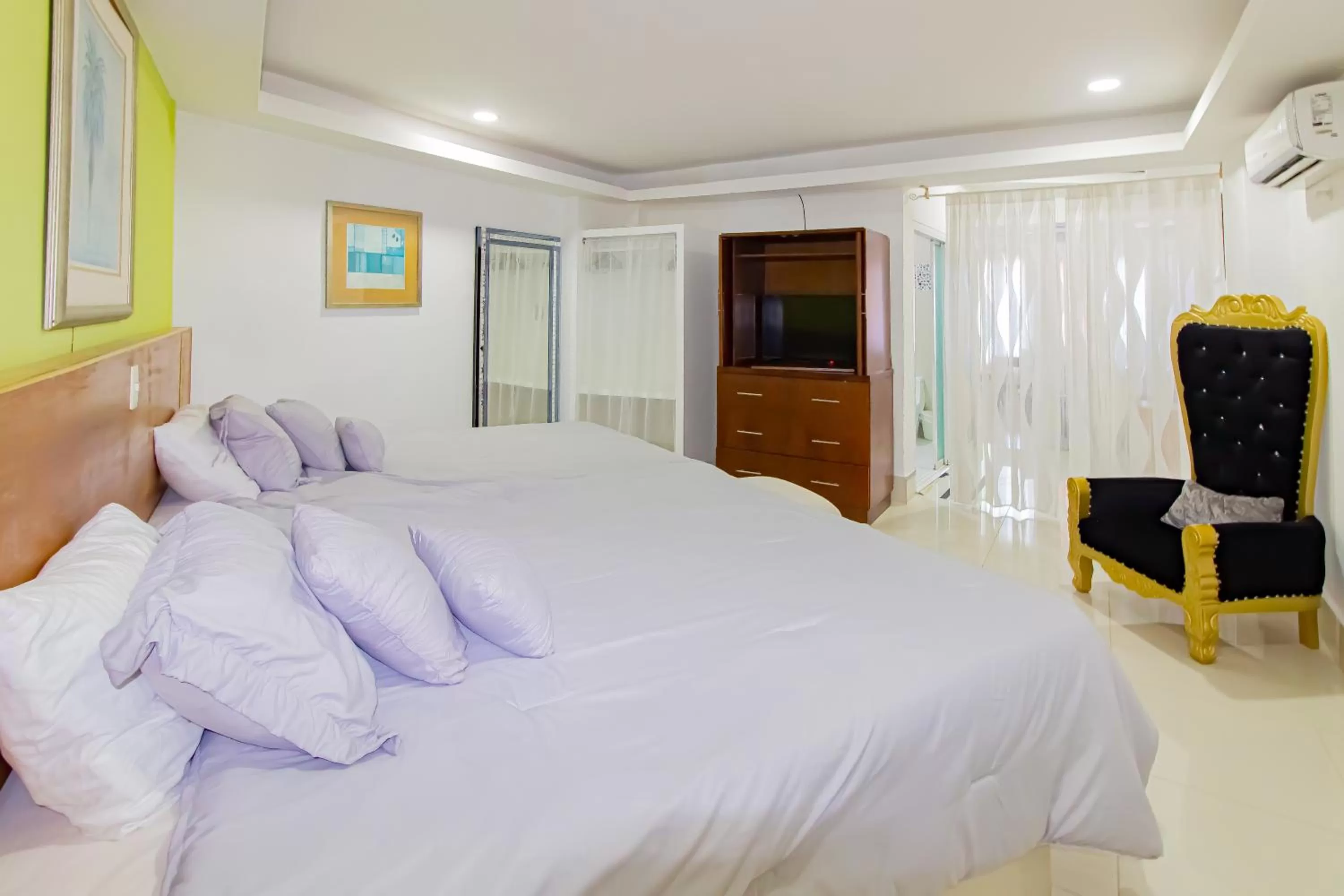 Bed in Hotel La Casona Dorada