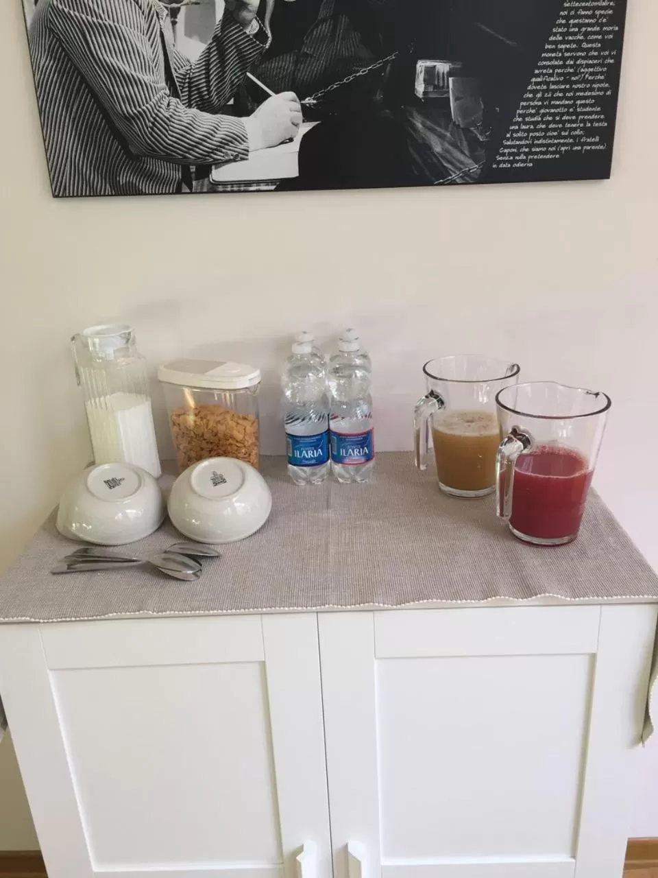 Continental breakfast, Kitchen/Kitchenette in Siena Gallery - Rooms Only