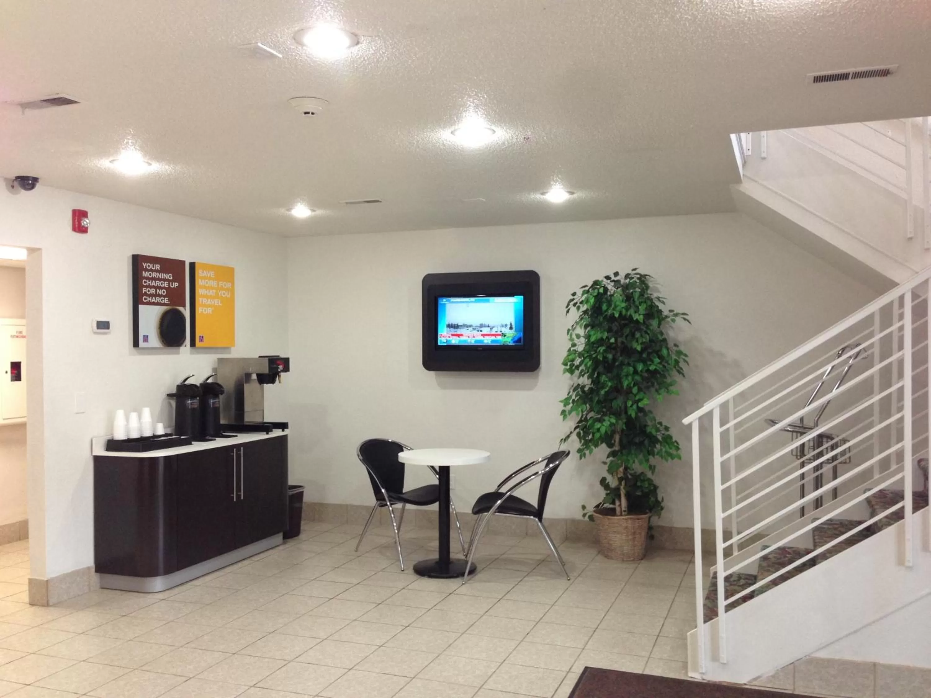Lobby or reception in Motel 6-Troy, IL