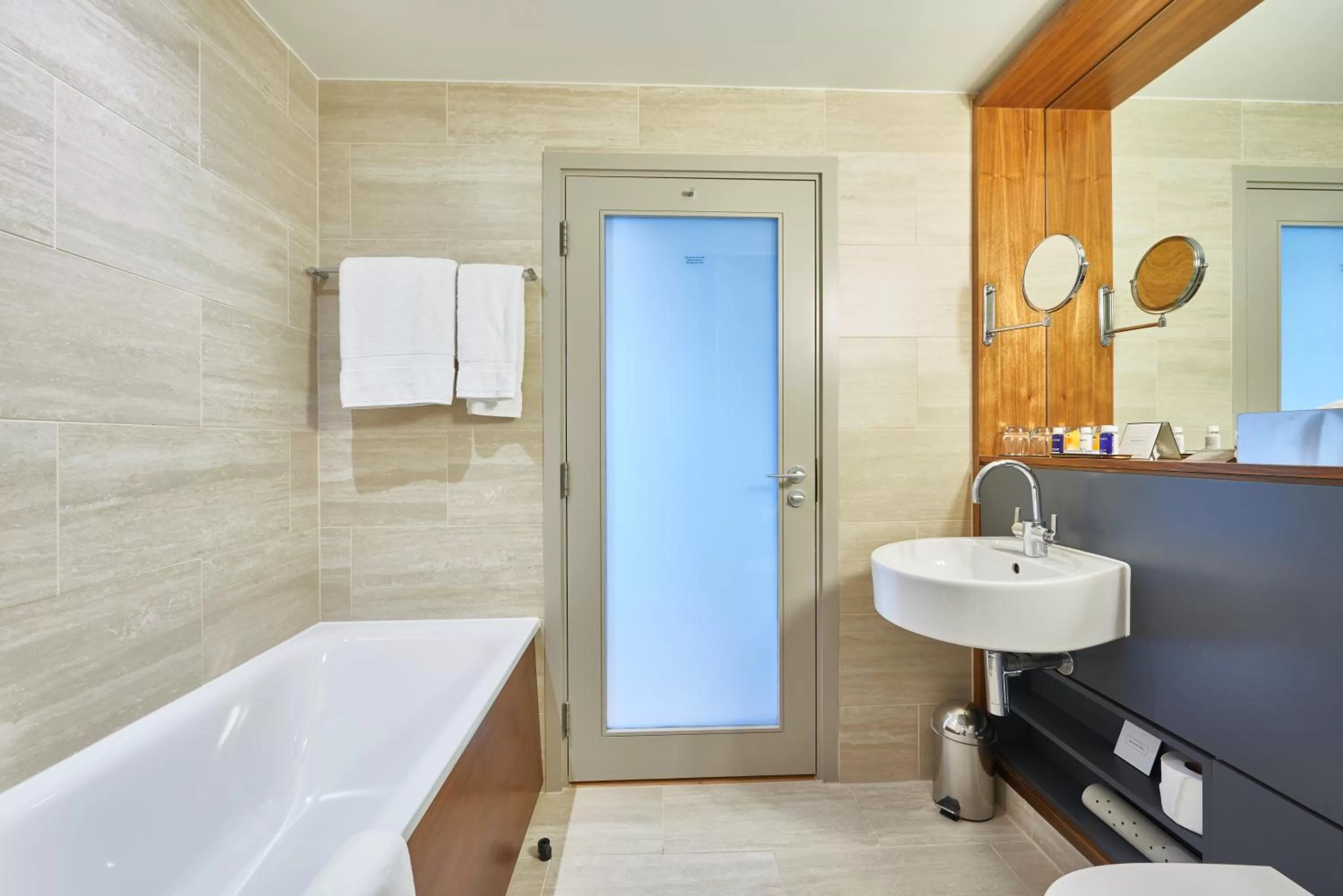 Shower in Apex City Of London Hotel