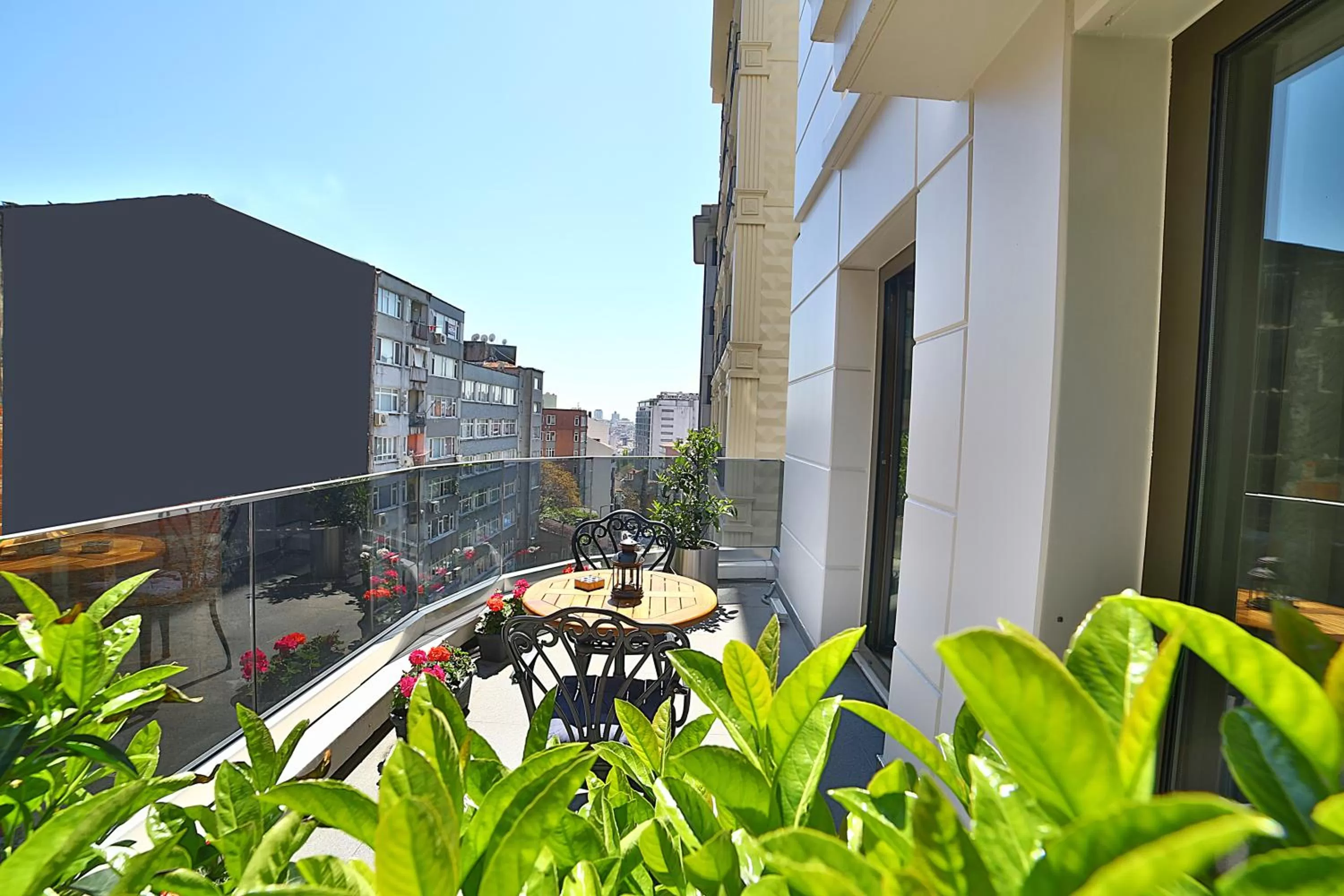 Balcony/Terrace in Adelmar Hotel Istanbul Sisli
