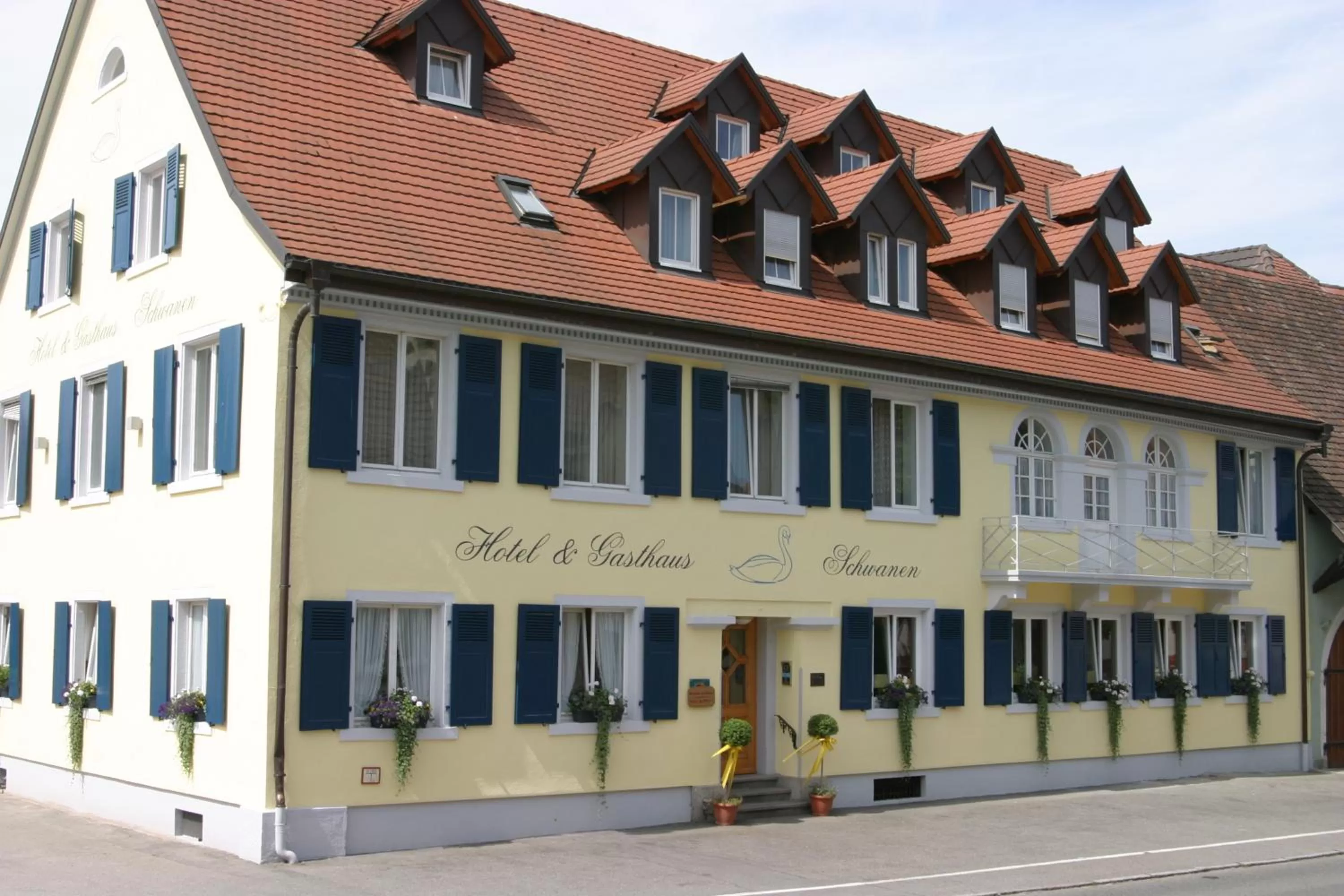 Facade/entrance in Hotel-Restaurant Schwanen