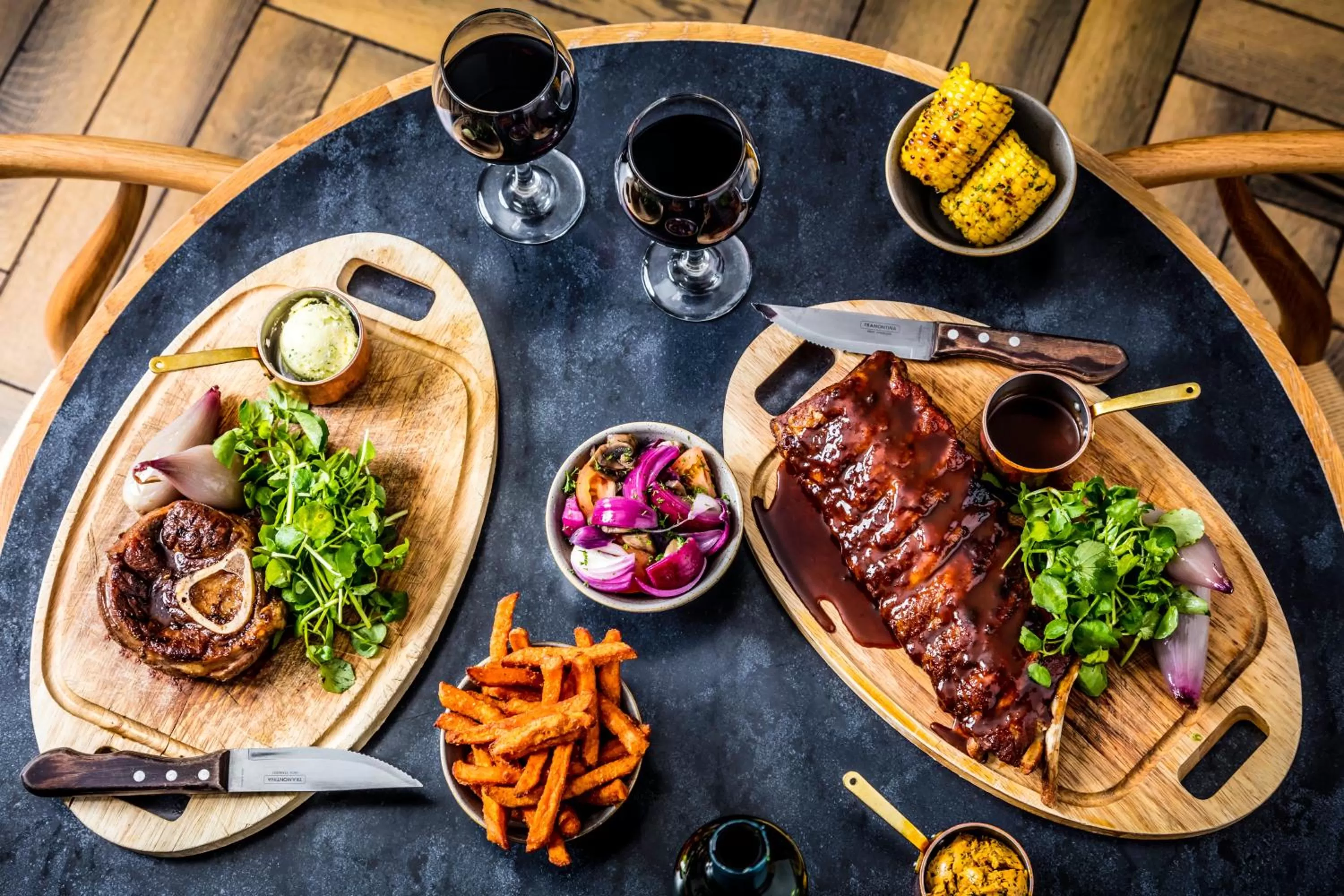 Dinner, Lunch and Dinner in Inn on the Square