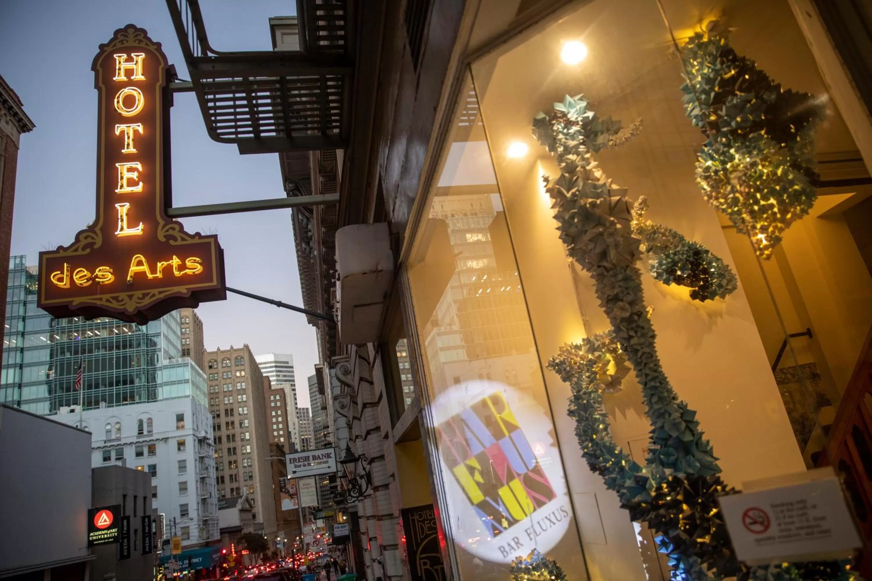 Property building in Hotel Des Arts