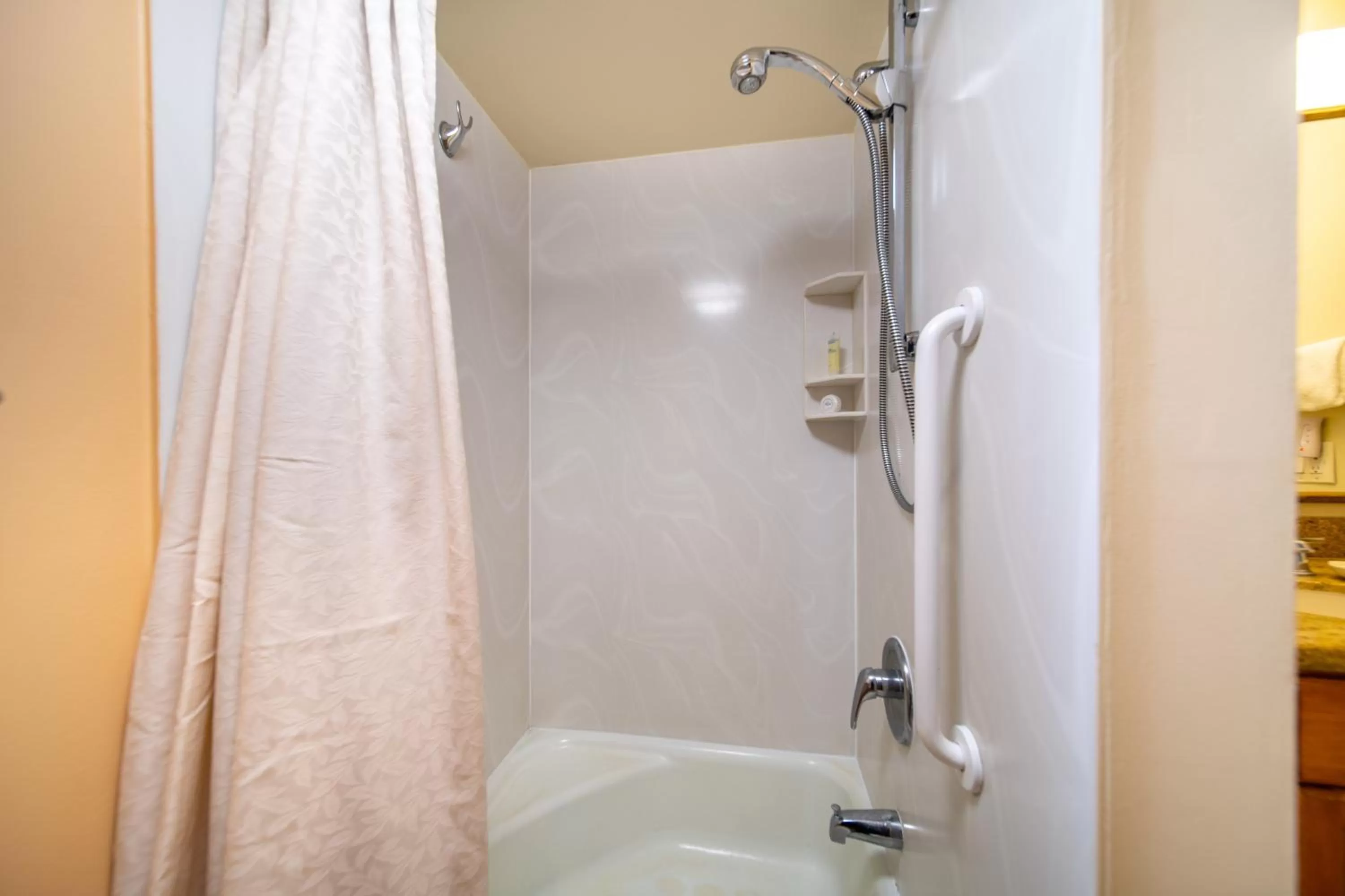 Shower in Napili Shores Maui by OUTRIGGER - No Resort & Housekeeping Fees