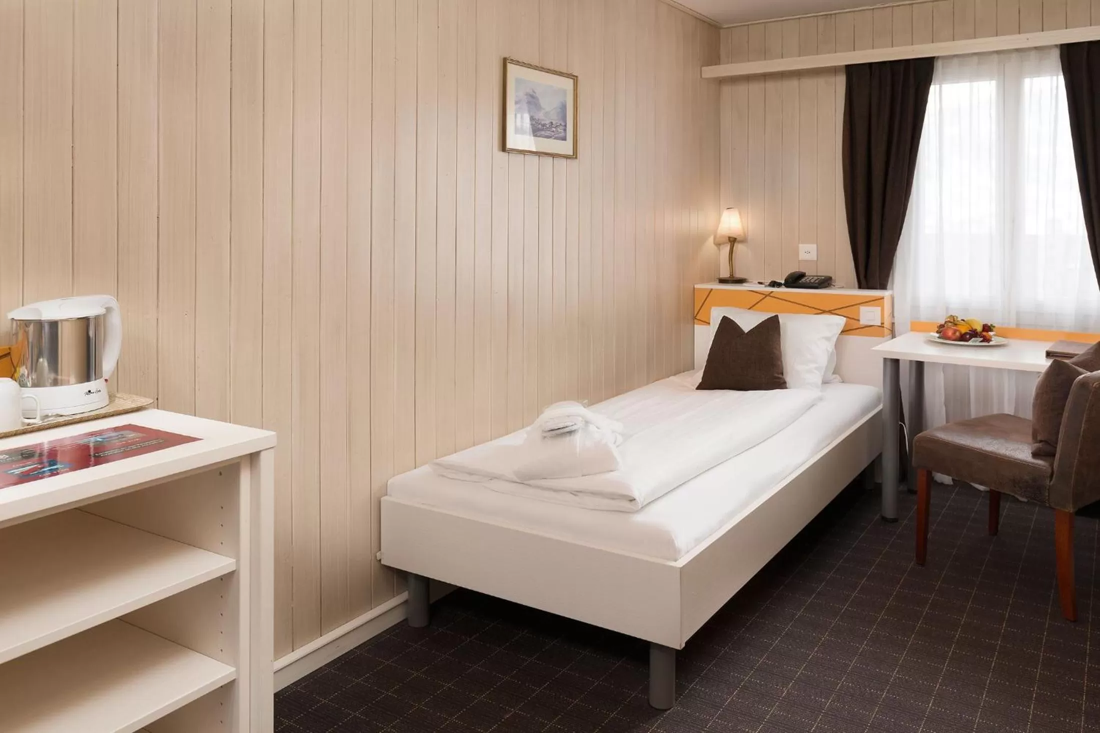 Bed in Hotel Spinne Grindelwald