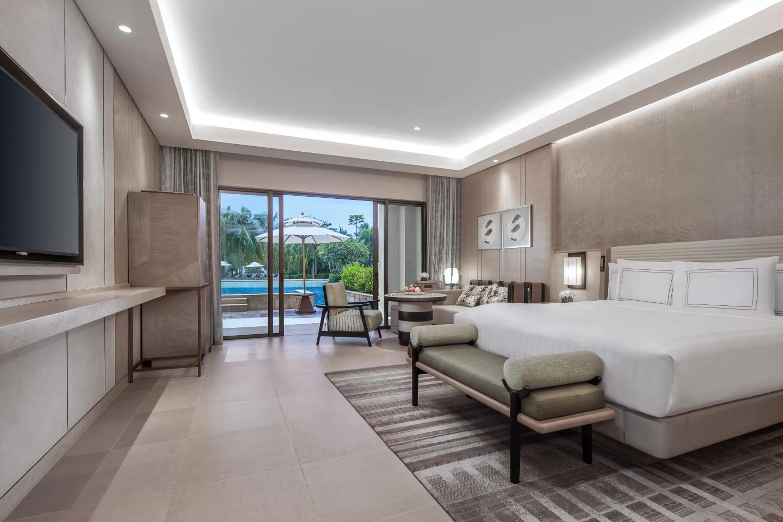 Photo of the whole room, Bed in The Ritz-Carlton Sanya, Yalong Bay