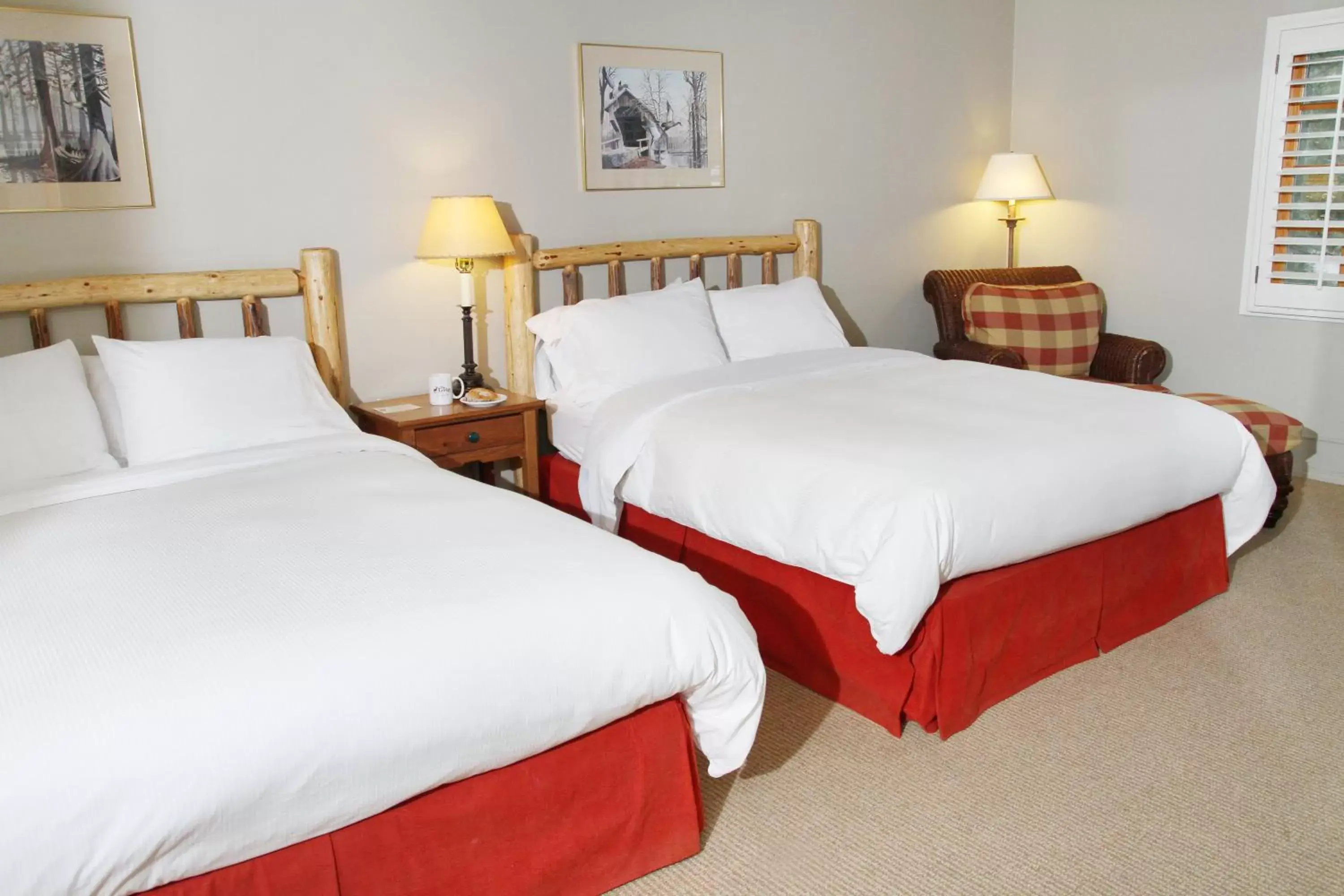 Queen Room with Two Queen Beds in The Lodge at Riverside Queen Room with Two Queen Beds in The Lodge at Riverside