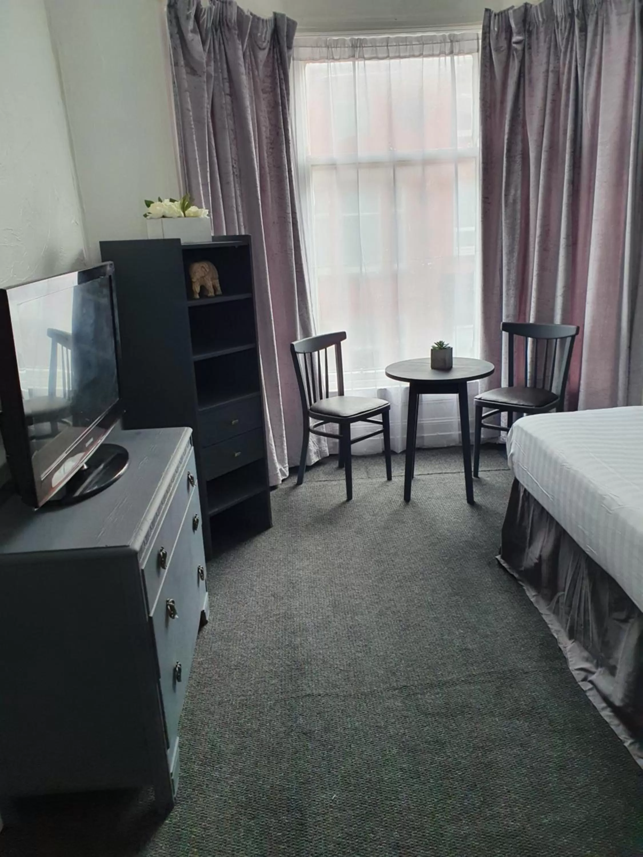 Seating Area in Balkan Hotel