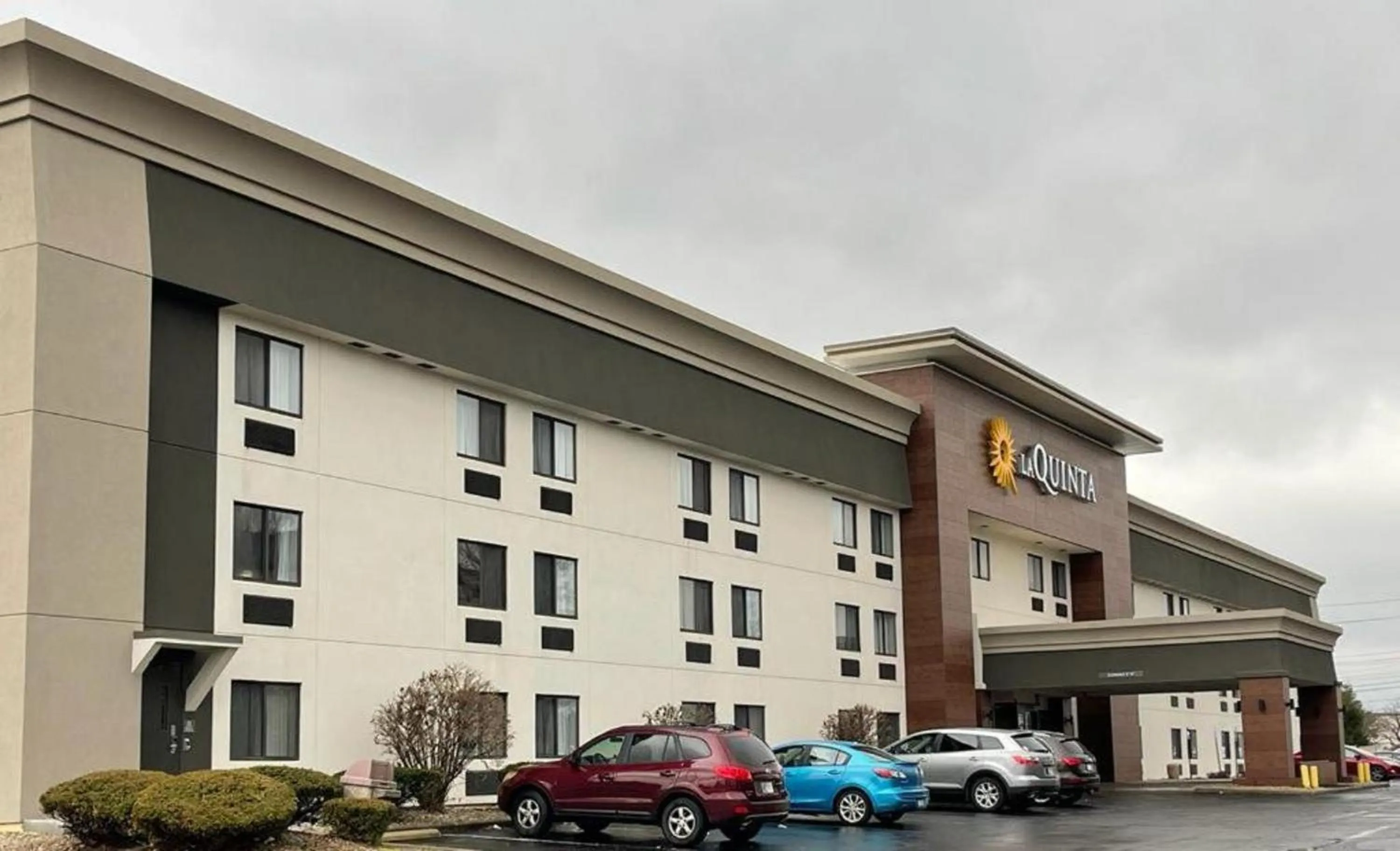 La Quinta Inn by Wyndham Indianapolis Airport Executive Dr