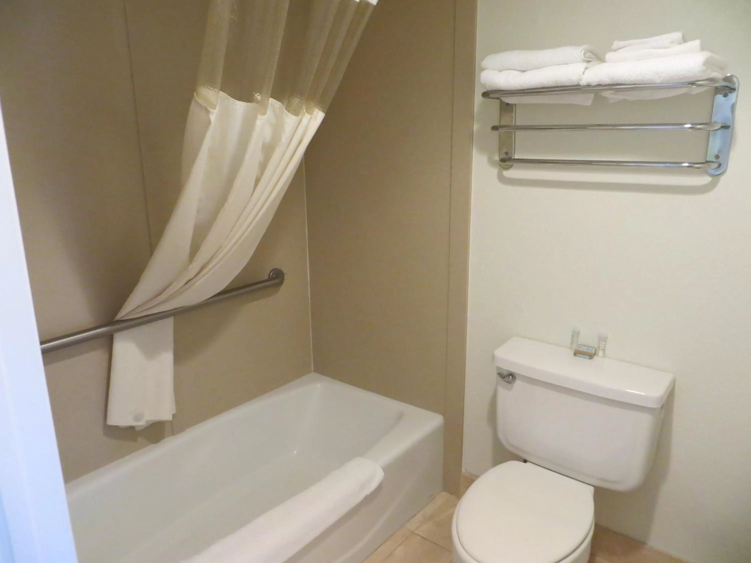 Bathroom in Travelodge by Wyndham Banning Casino and Outlet Mall