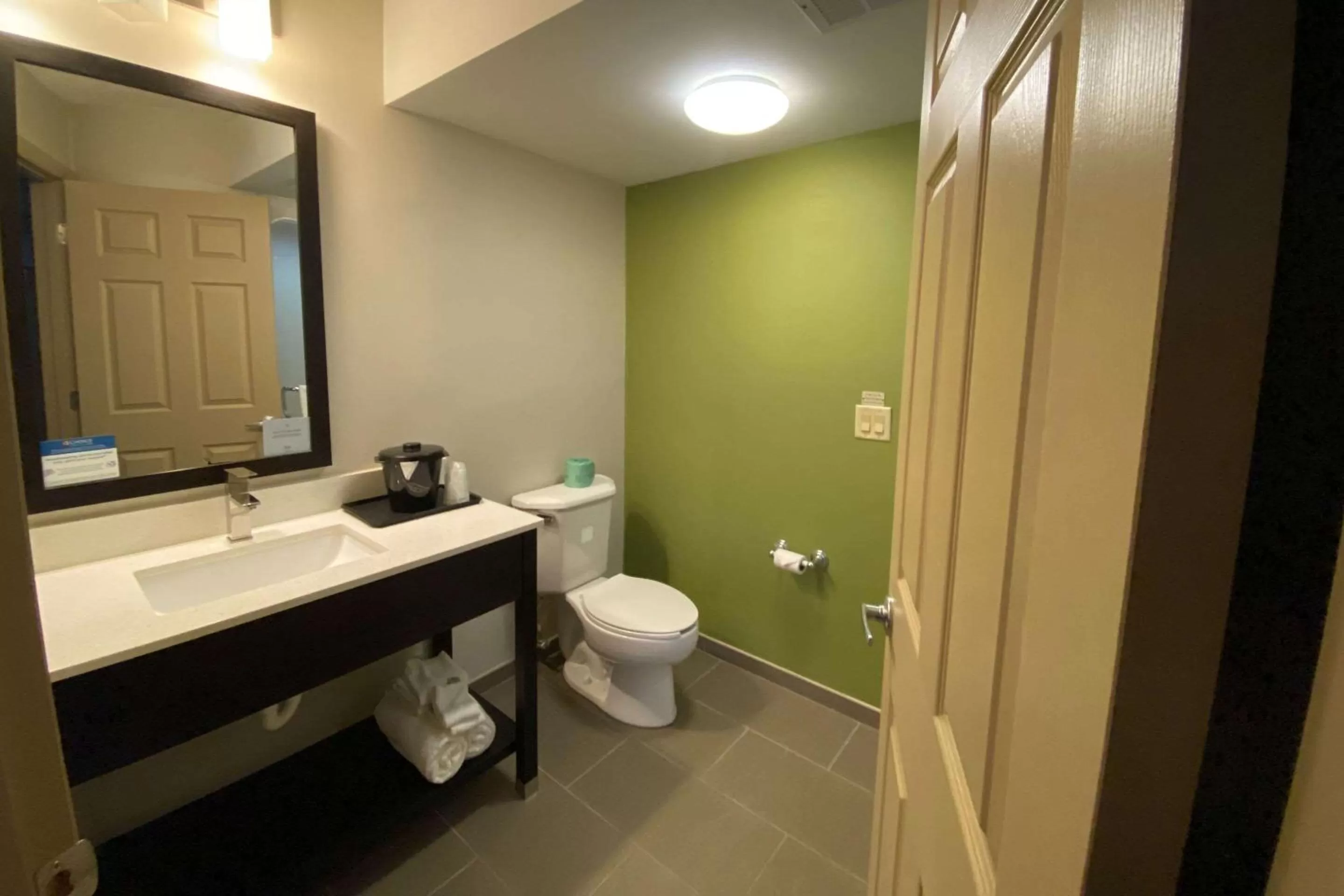 Bedroom in Sleep Inn & Suites Niantic North