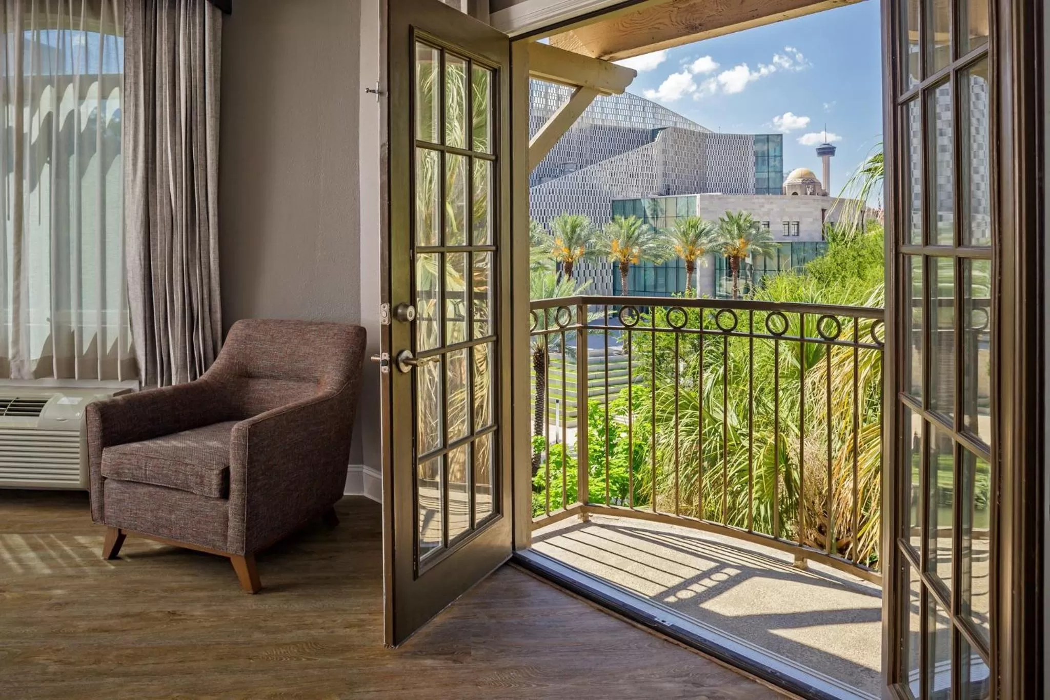 Photo of the whole room in Hotel Indigo San Antonio Riverwalk by IHG