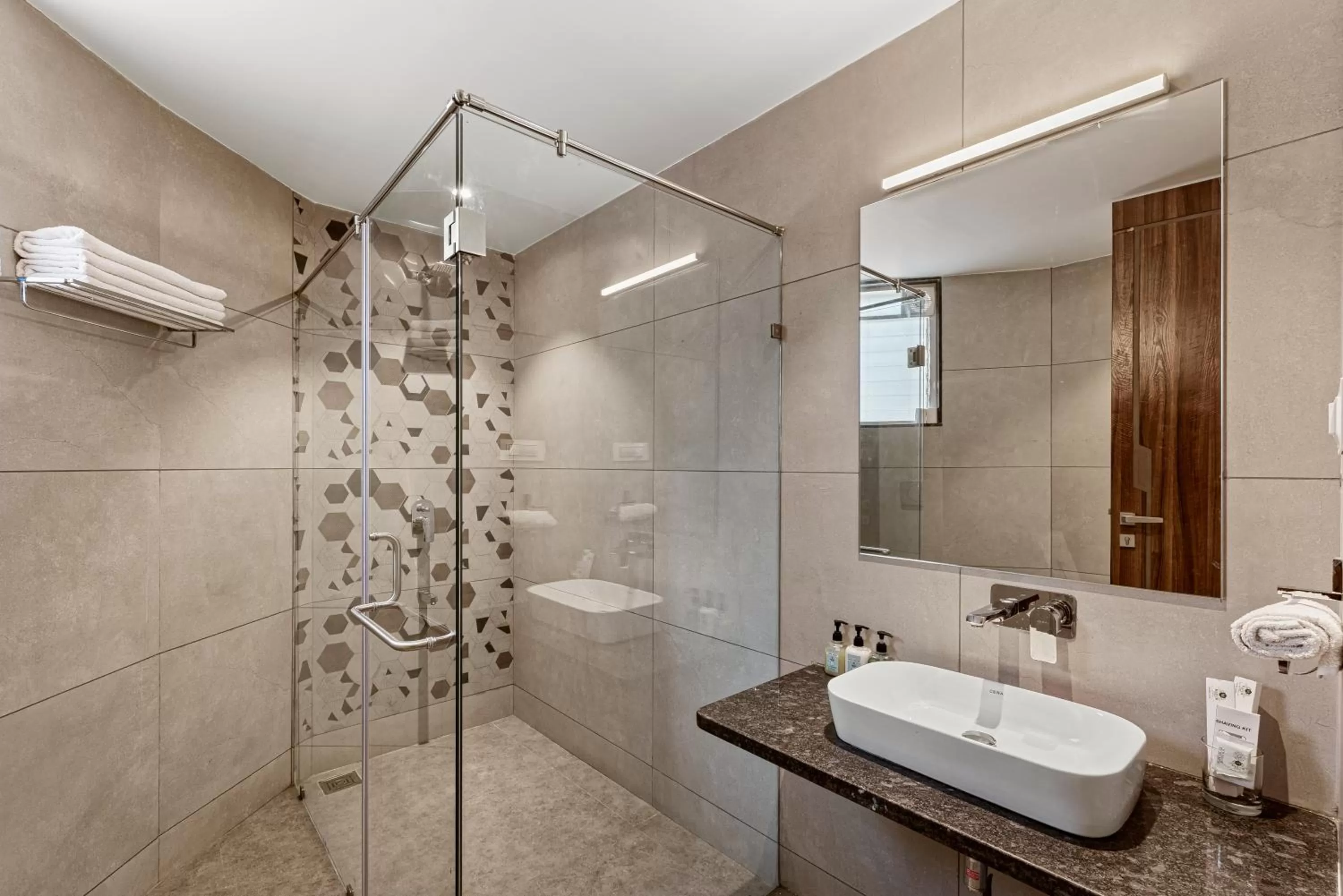 Shower in Mayur Retreat & Spa