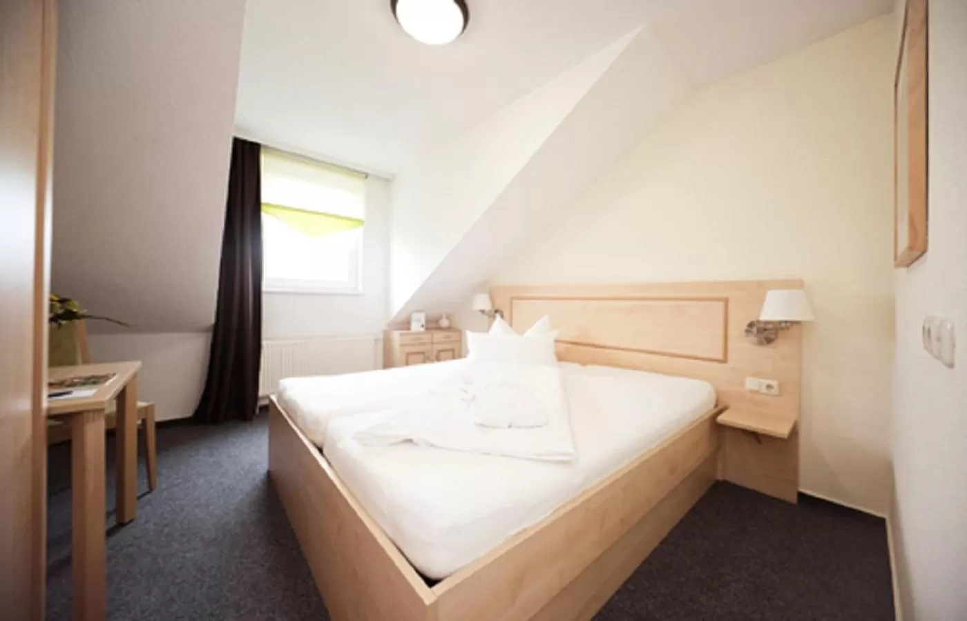 Bedroom in Landhotel Bad Dürrenberg