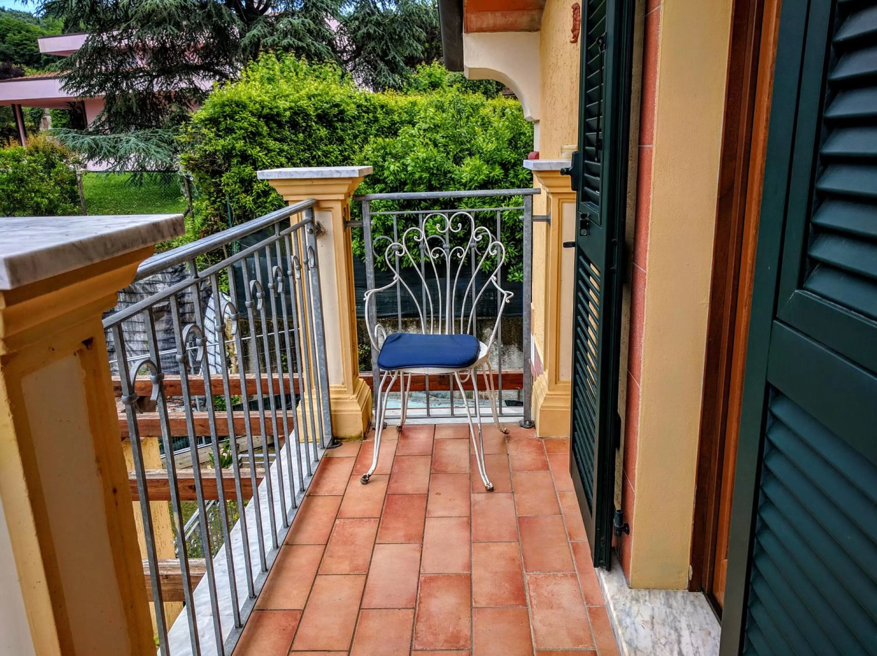 Spring in Sally's B&B