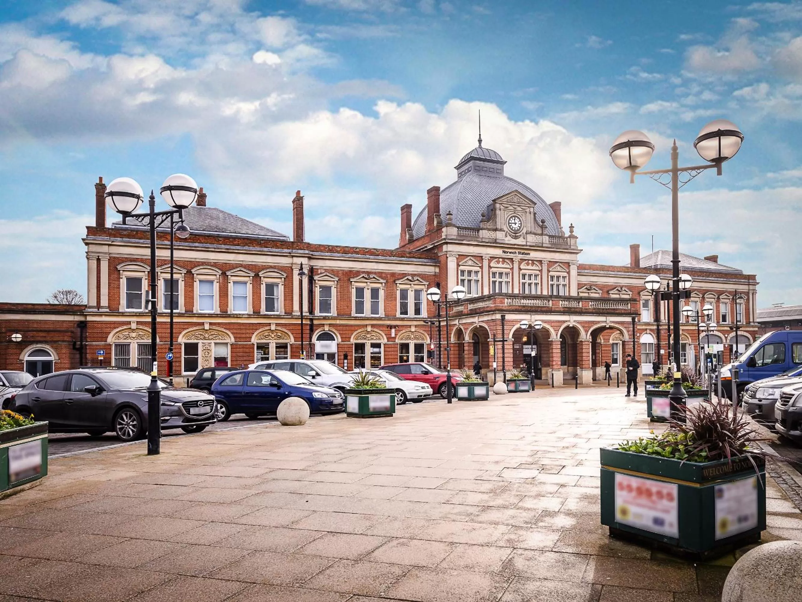 Other in 1 Riverside Apartments