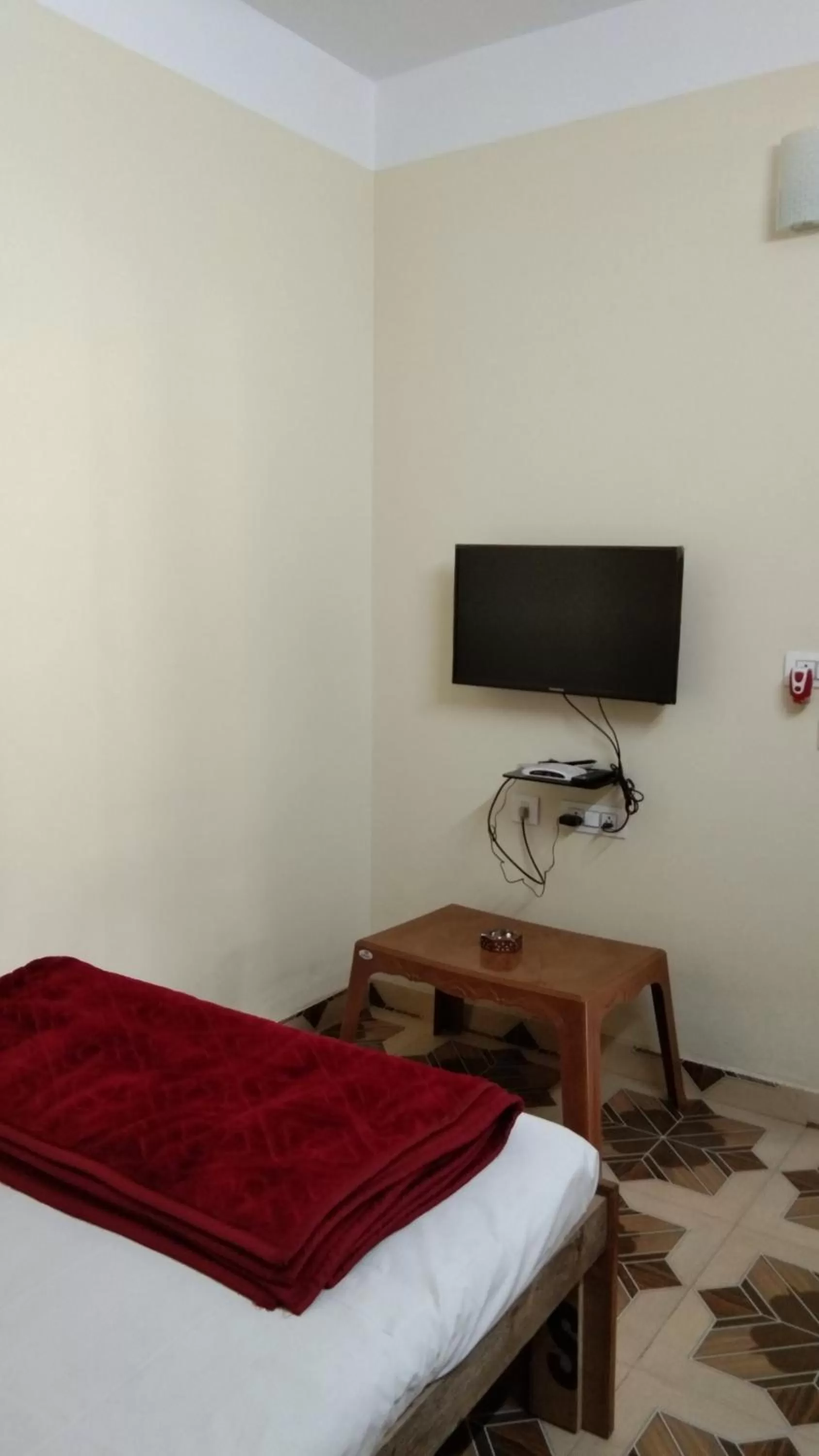 Budget Triple Room in Jupiter Lodge