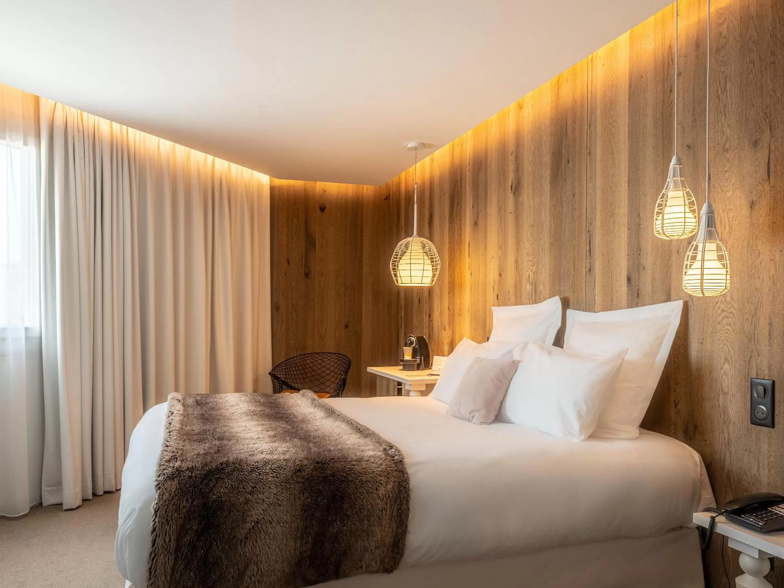 Bedroom, Bed in Mercure Valence