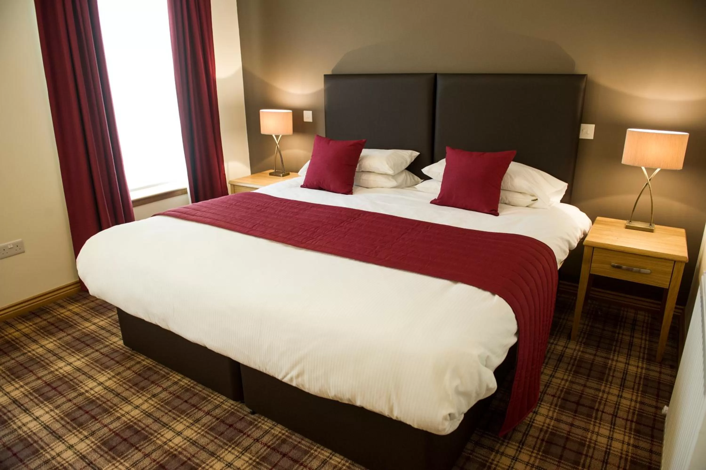 Double Room - single occupancy in Somerton House Hotel