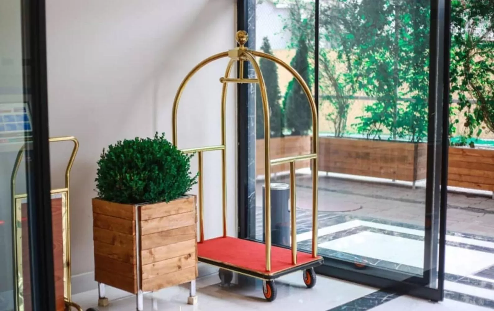 Orbi City Business Class Aparthotel