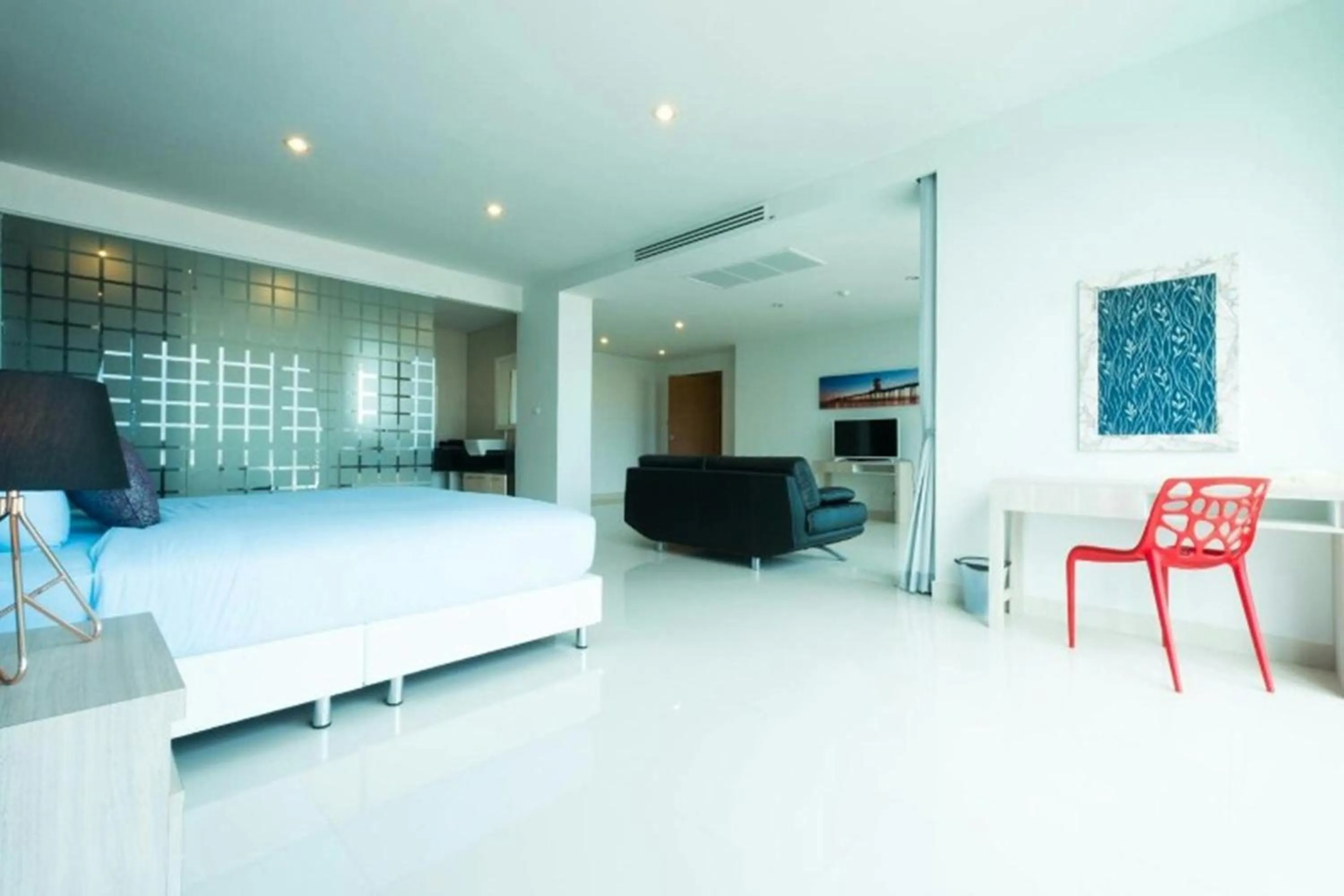 Photo of the whole room, Bed in D@Sea Hotel