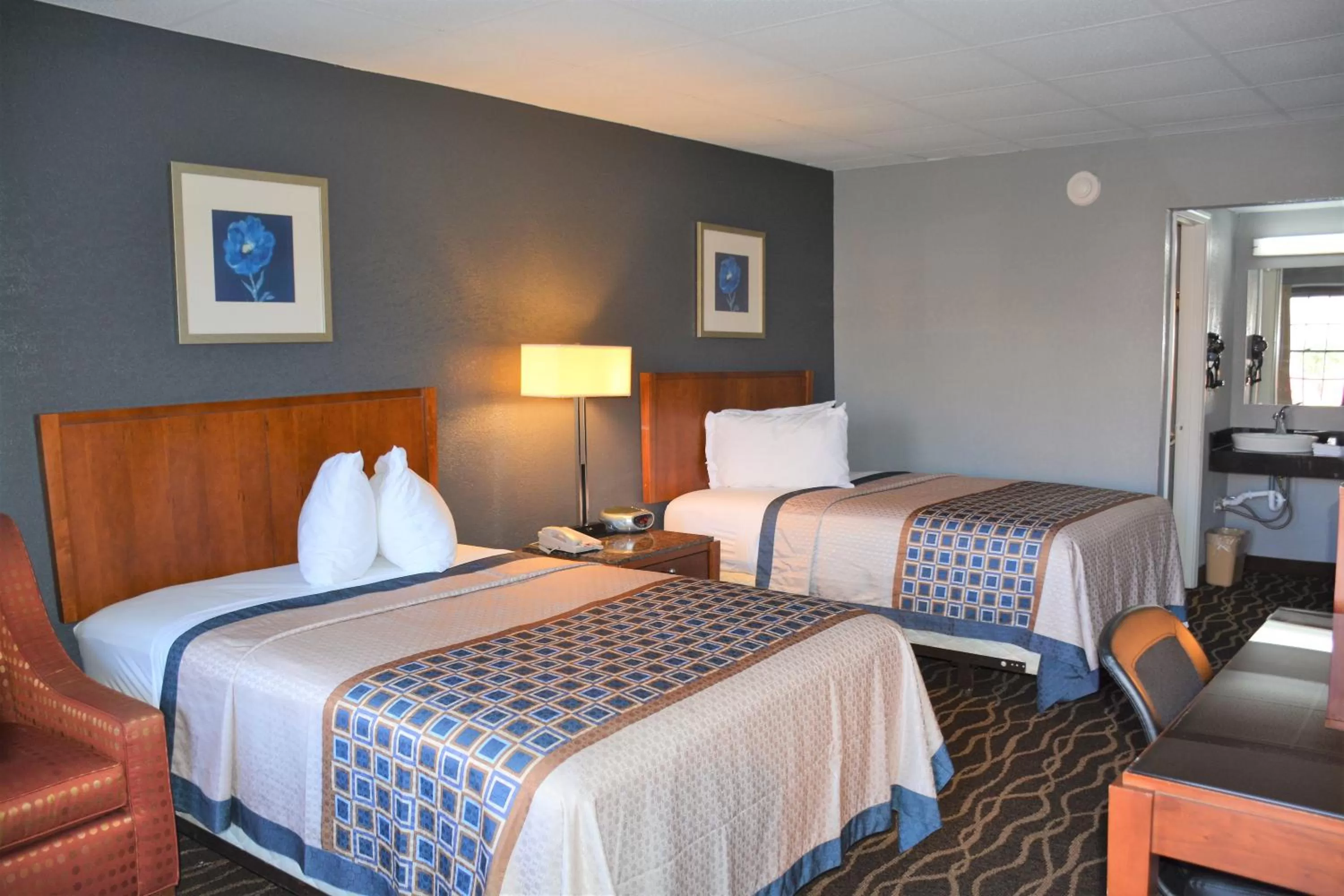 Bed in Travelodge by Wyndham Walterboro