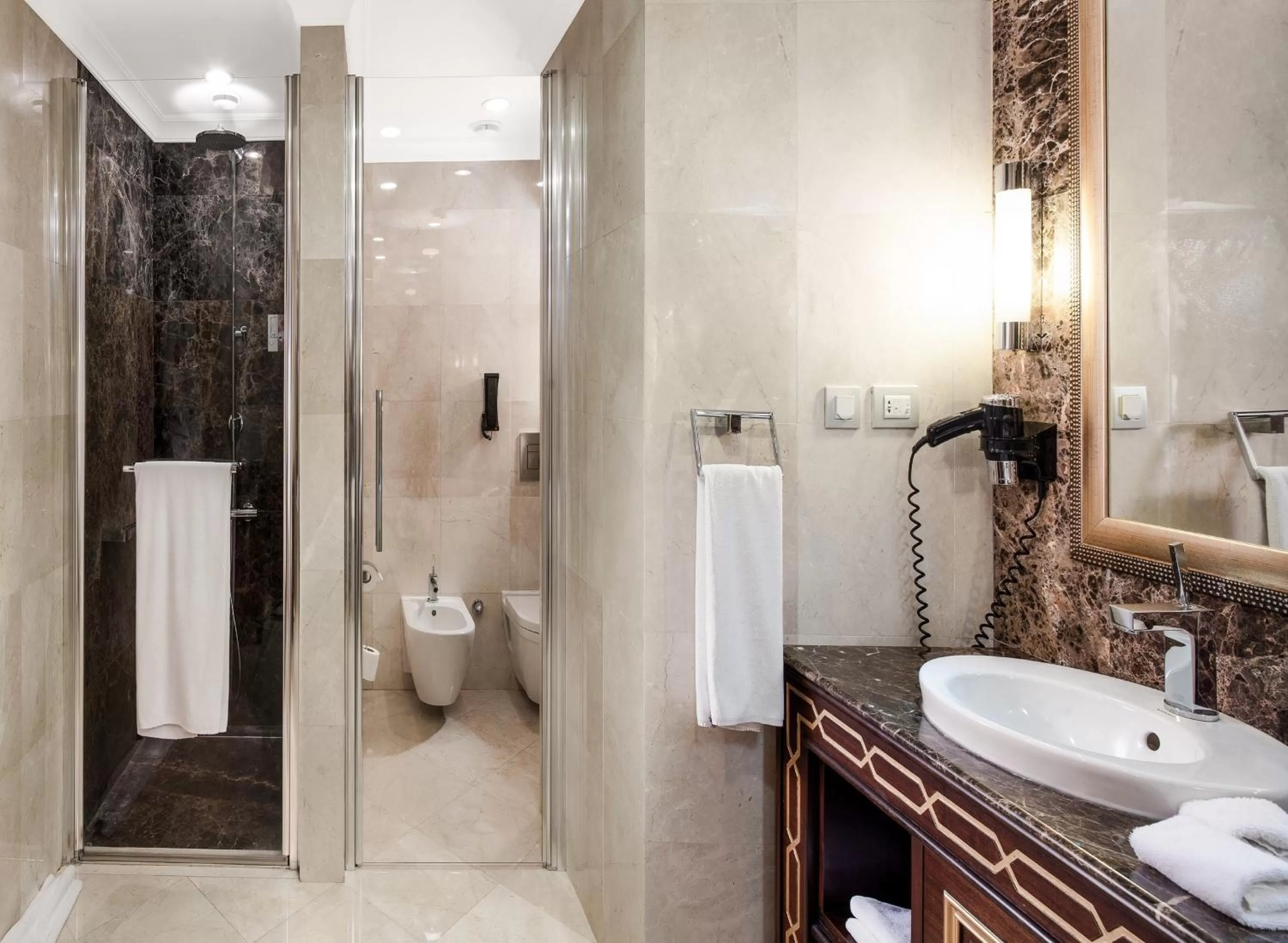 Photo of the whole room in Crowne Plaza Istanbul Asia by IHG