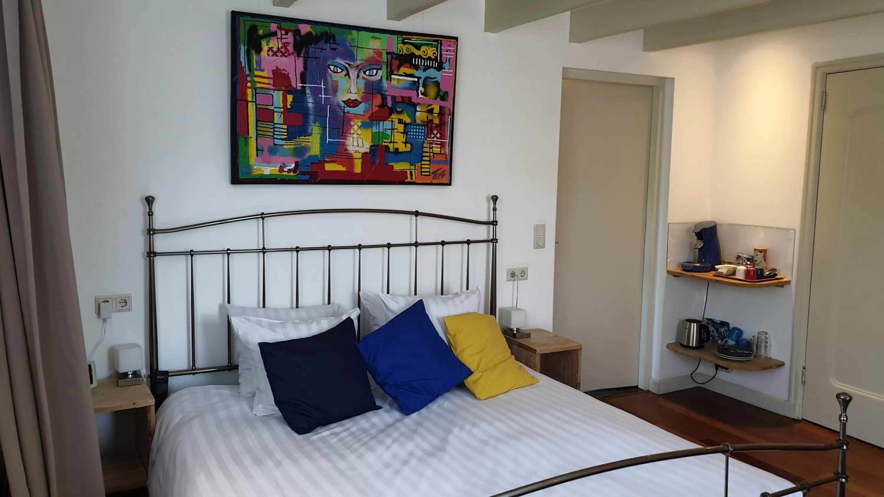 Bed in Hotel Anne-Klare