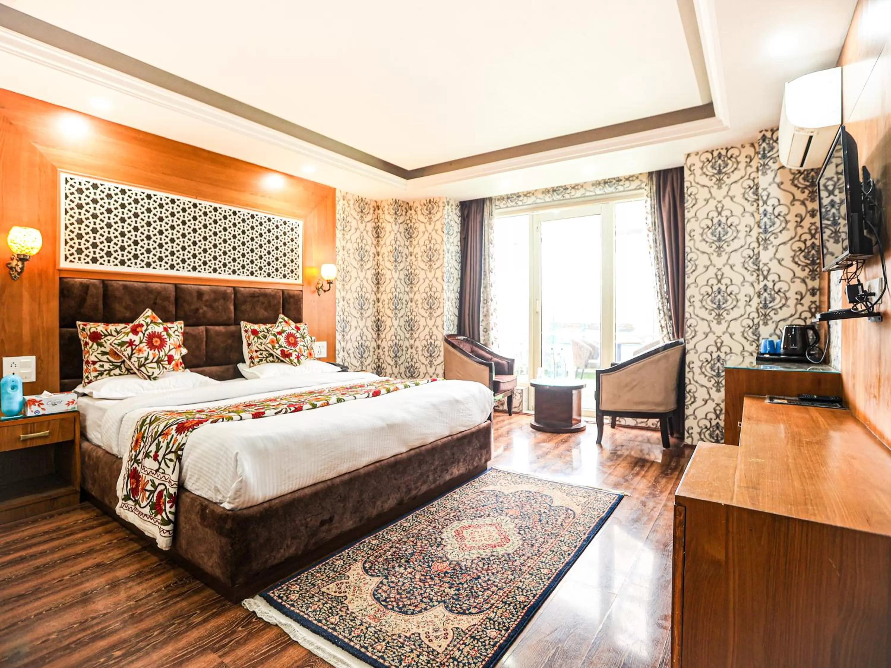 Bed in Hotel The Montreal