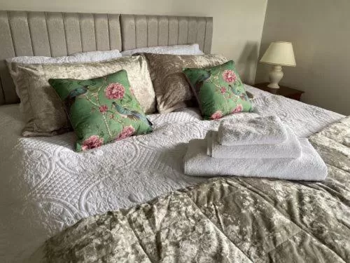 Bed in Glen Lyon Lodge Bed and Breakfast