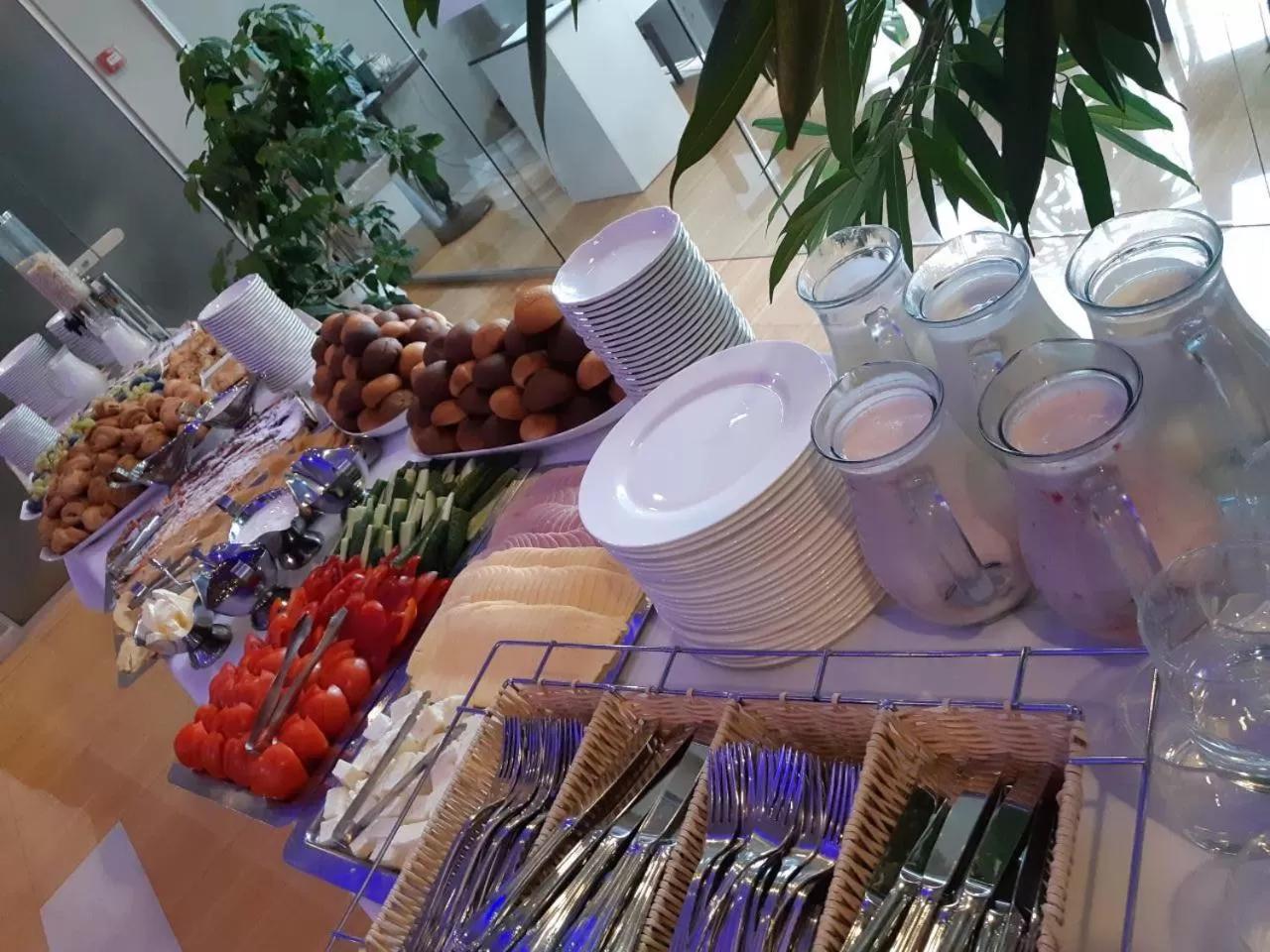 Breakfast in Atlantic Garden Resort