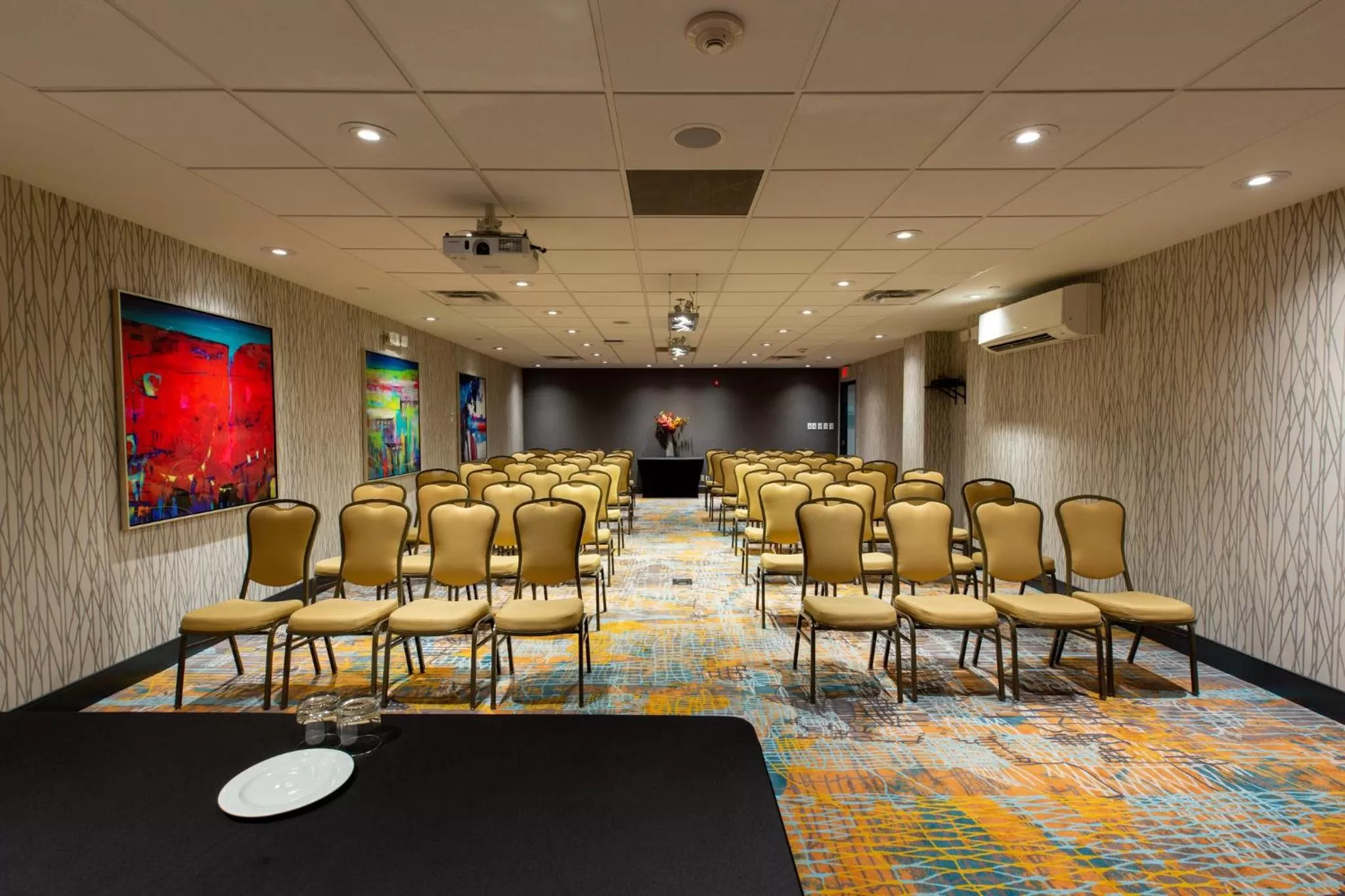 Meeting/conference room in Holiday Inn Toronto Downtown Centre by IHG