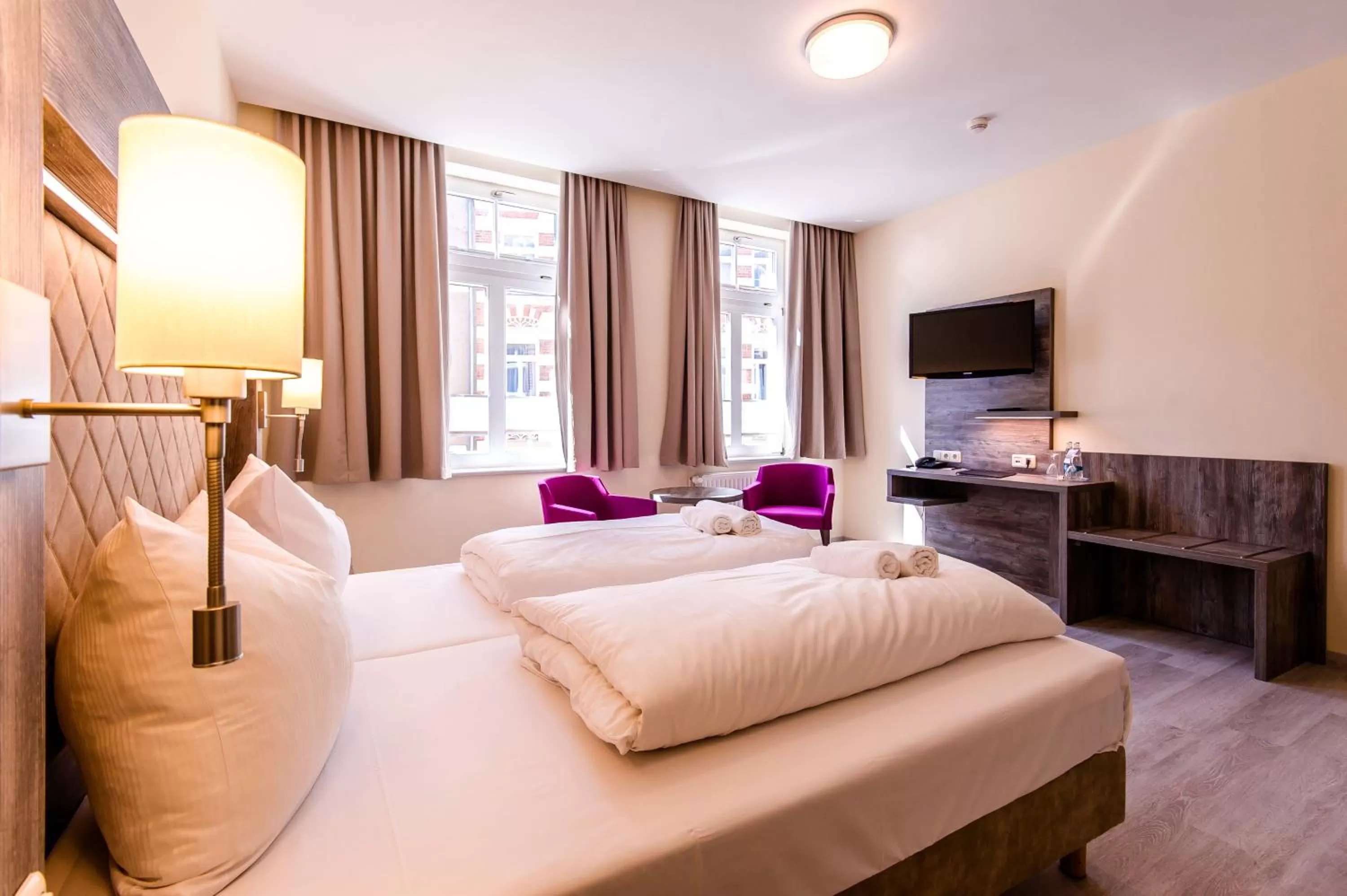 Photo of the whole room, Bed in Hotel Am Alten Hafen