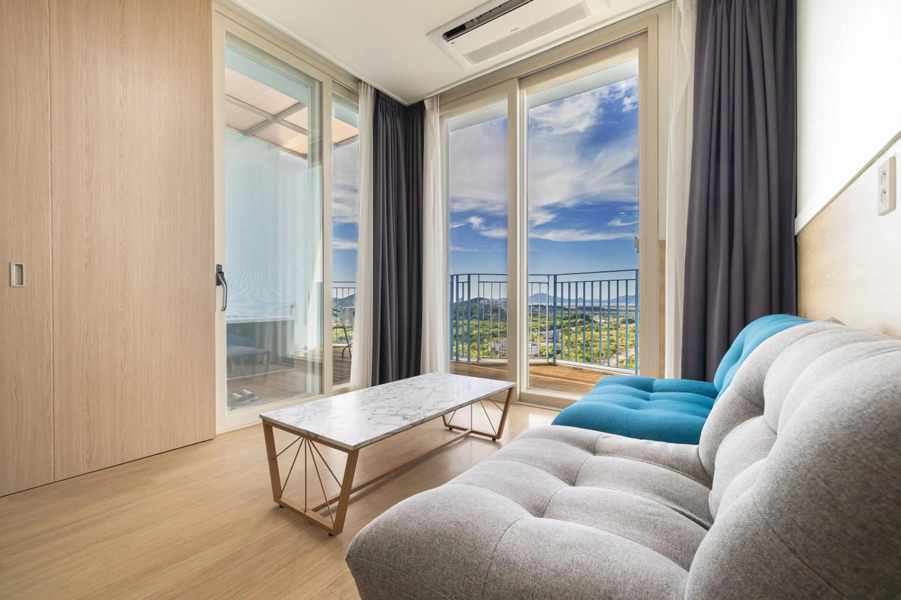 Ocean Soleview Hotel