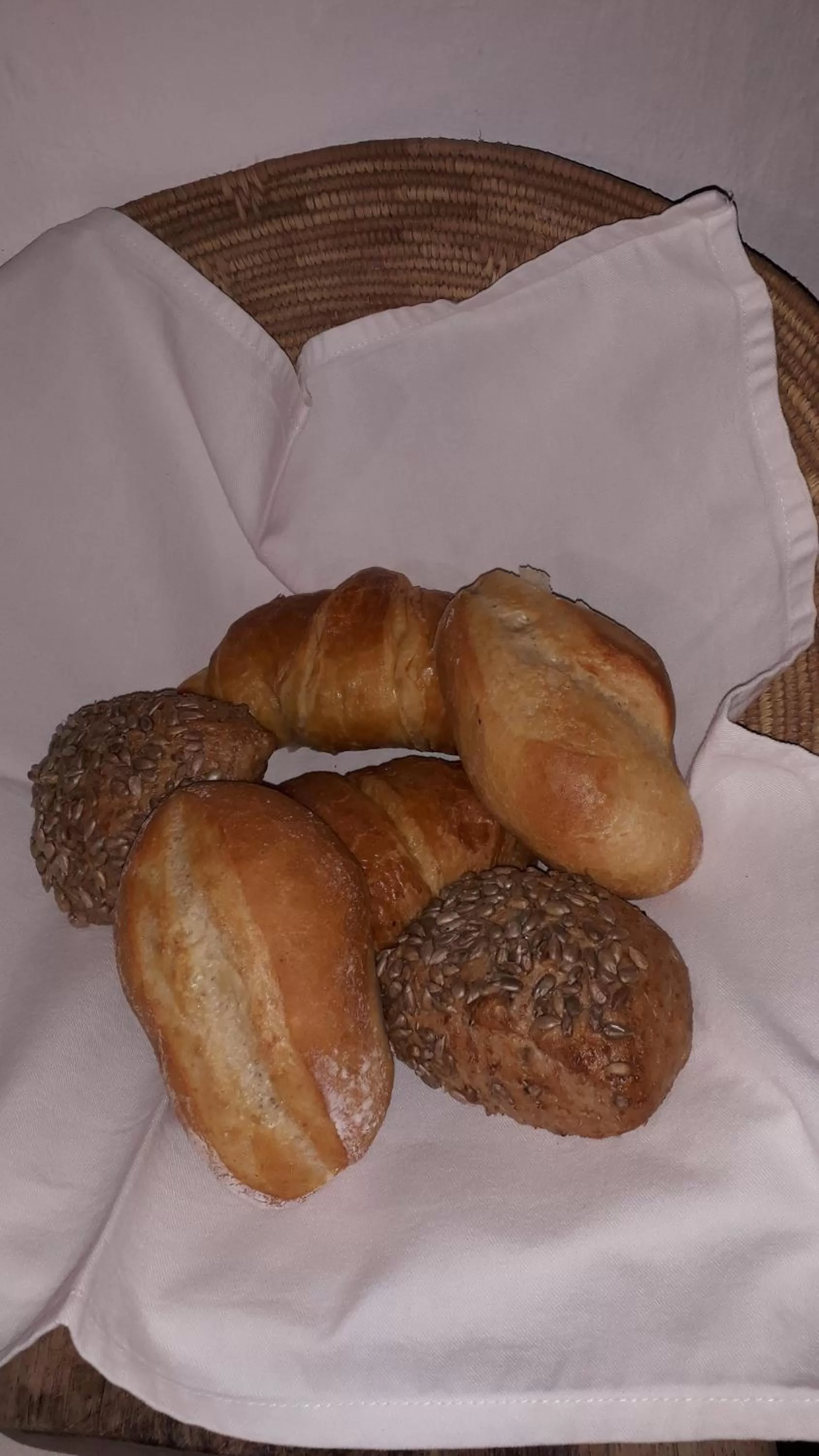 Buffet breakfast, Food in Alternative Space B & B