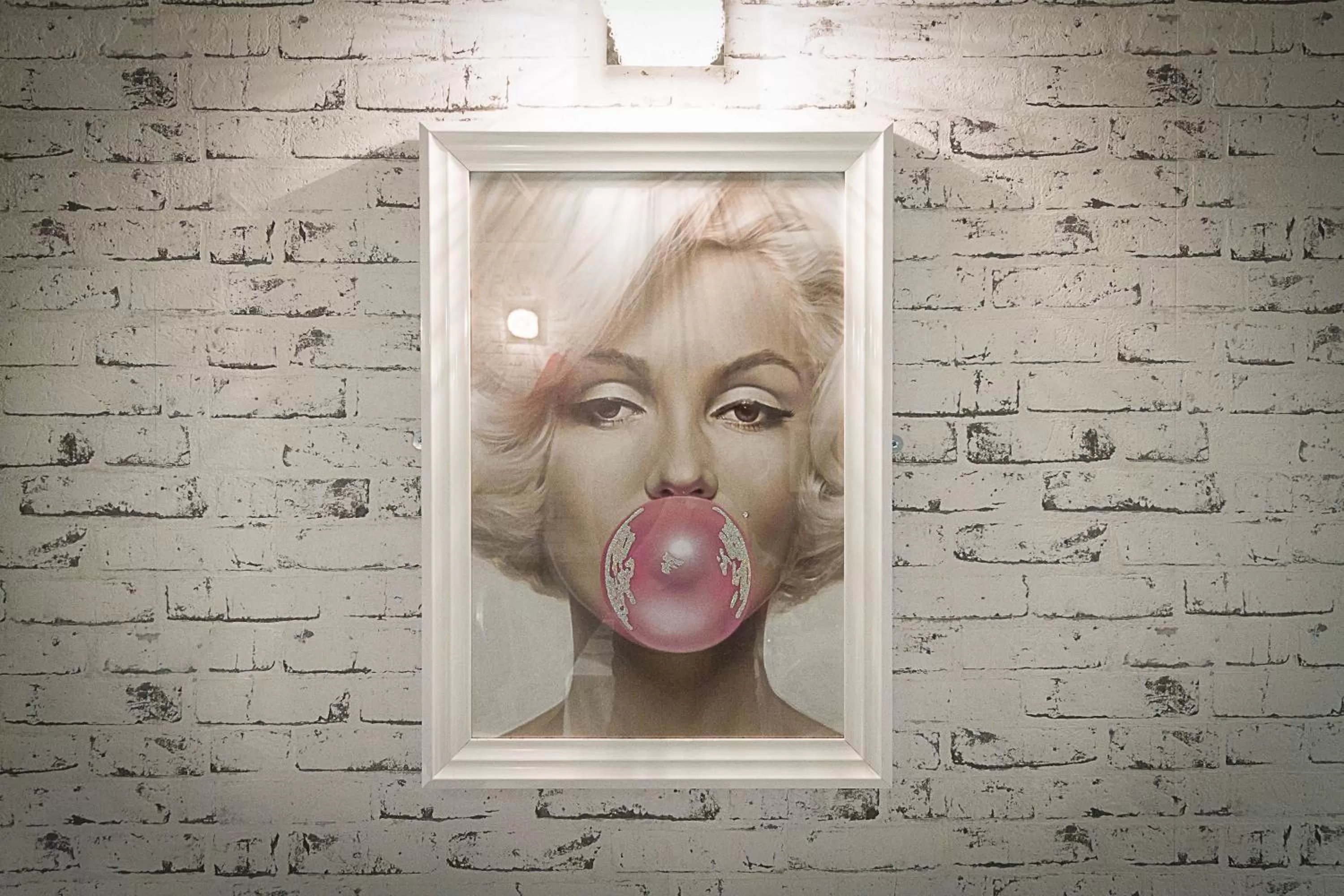 Restaurant/places to eat in The Sandringham Court Hotel & Sports Bar-Groups Welcome here-High Speed Wi-Fi