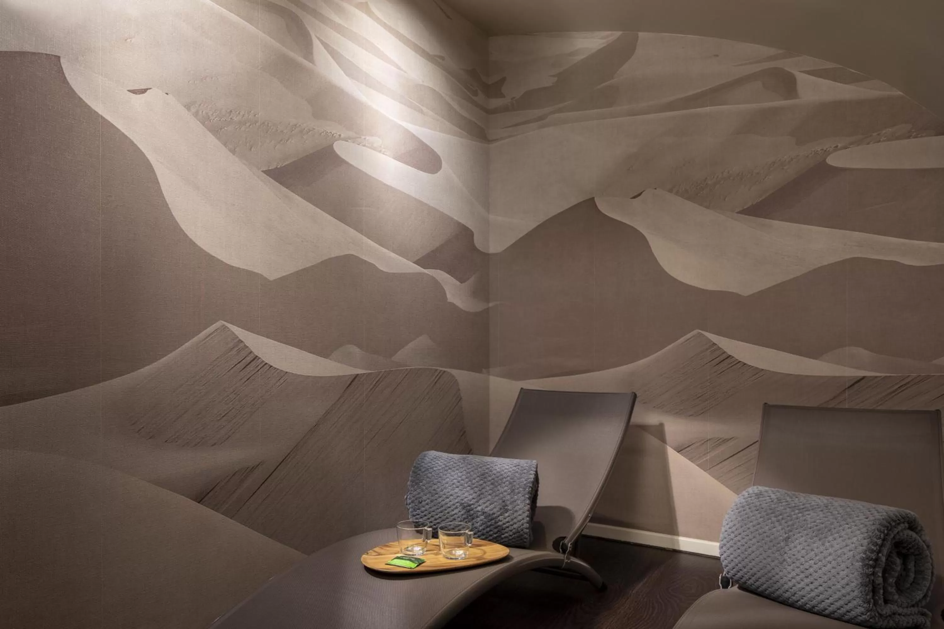 Fitness centre/facilities in Hôtel Elysées Régencia