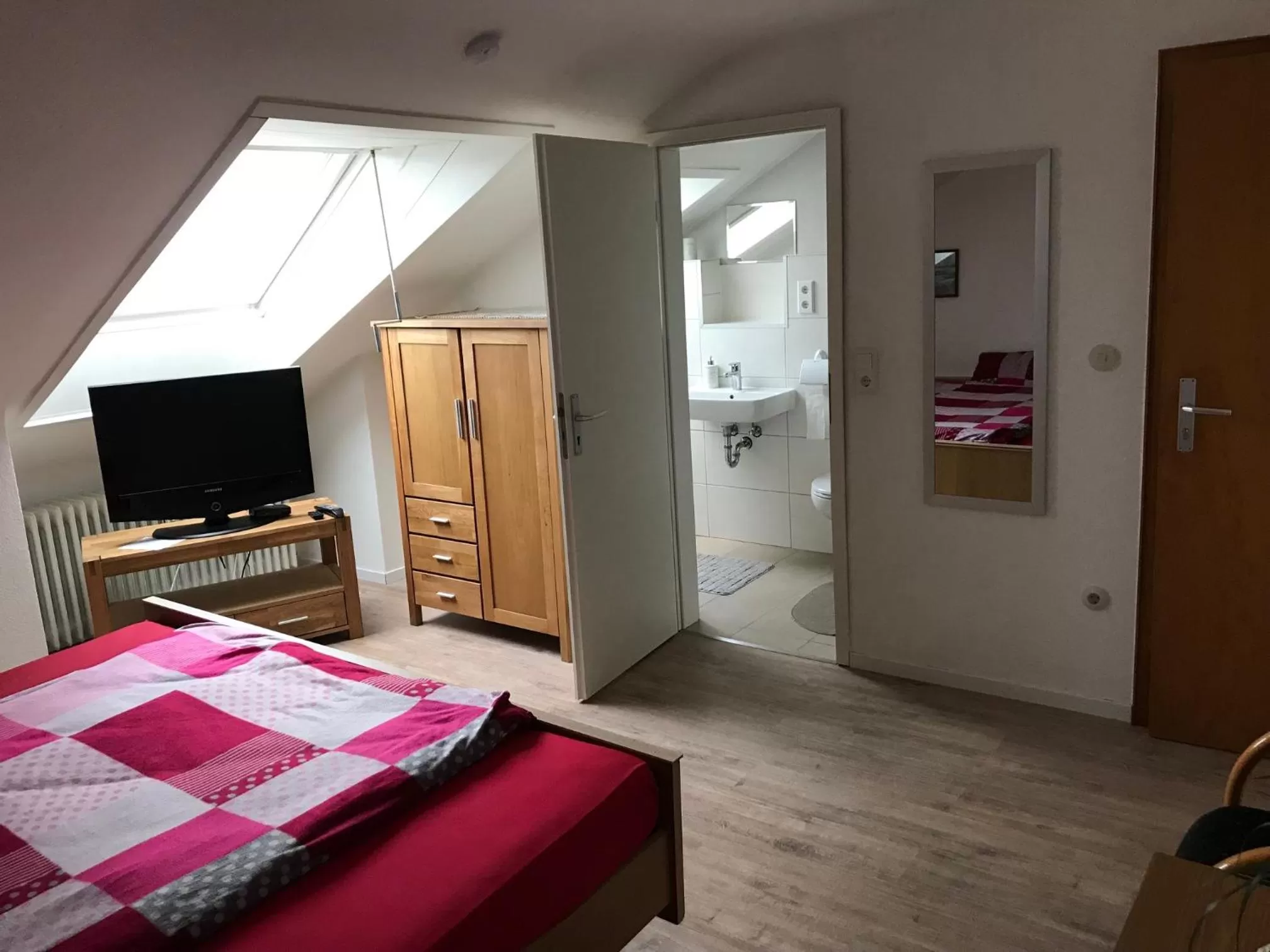 Photo of the whole room, Bed in Landgasthof Schänzer