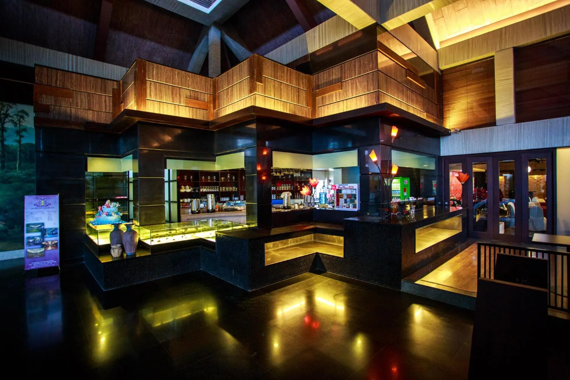 Lounge or bar in Crown Victoria Hotel Tulungagung