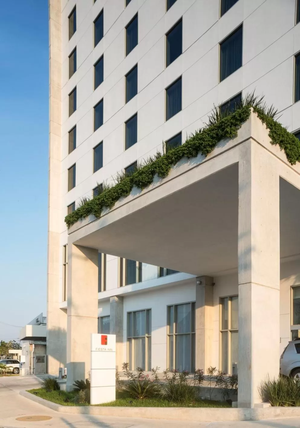 Property building in Fiesta Inn Merida