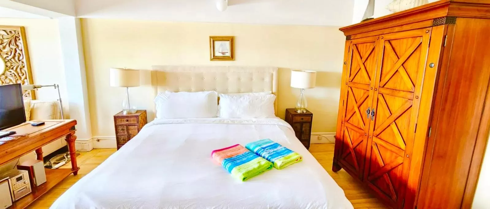 Bed in Tropicals of Palm Beach