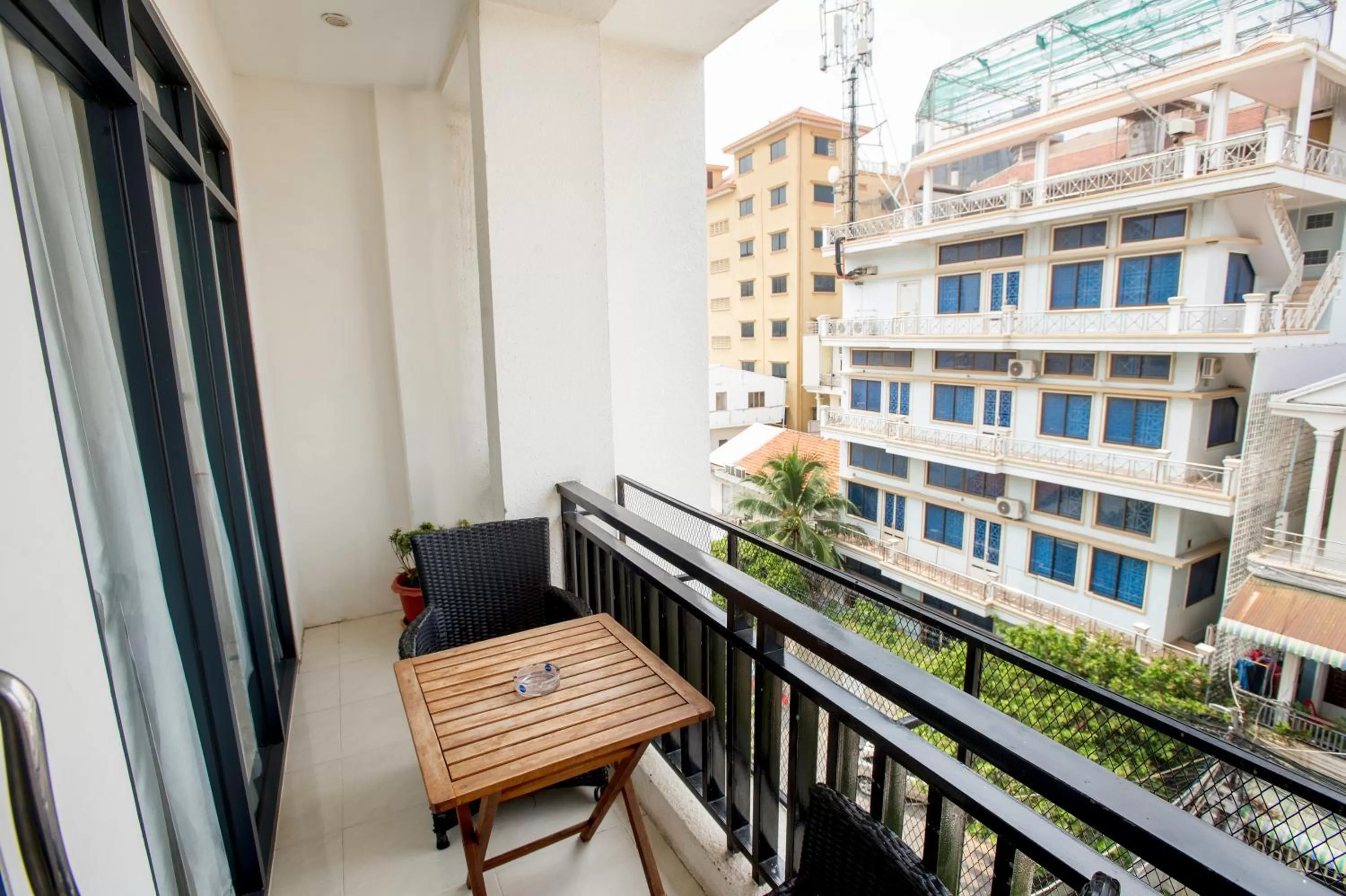 Balcony/Terrace in White Residence Hotel & Apartment