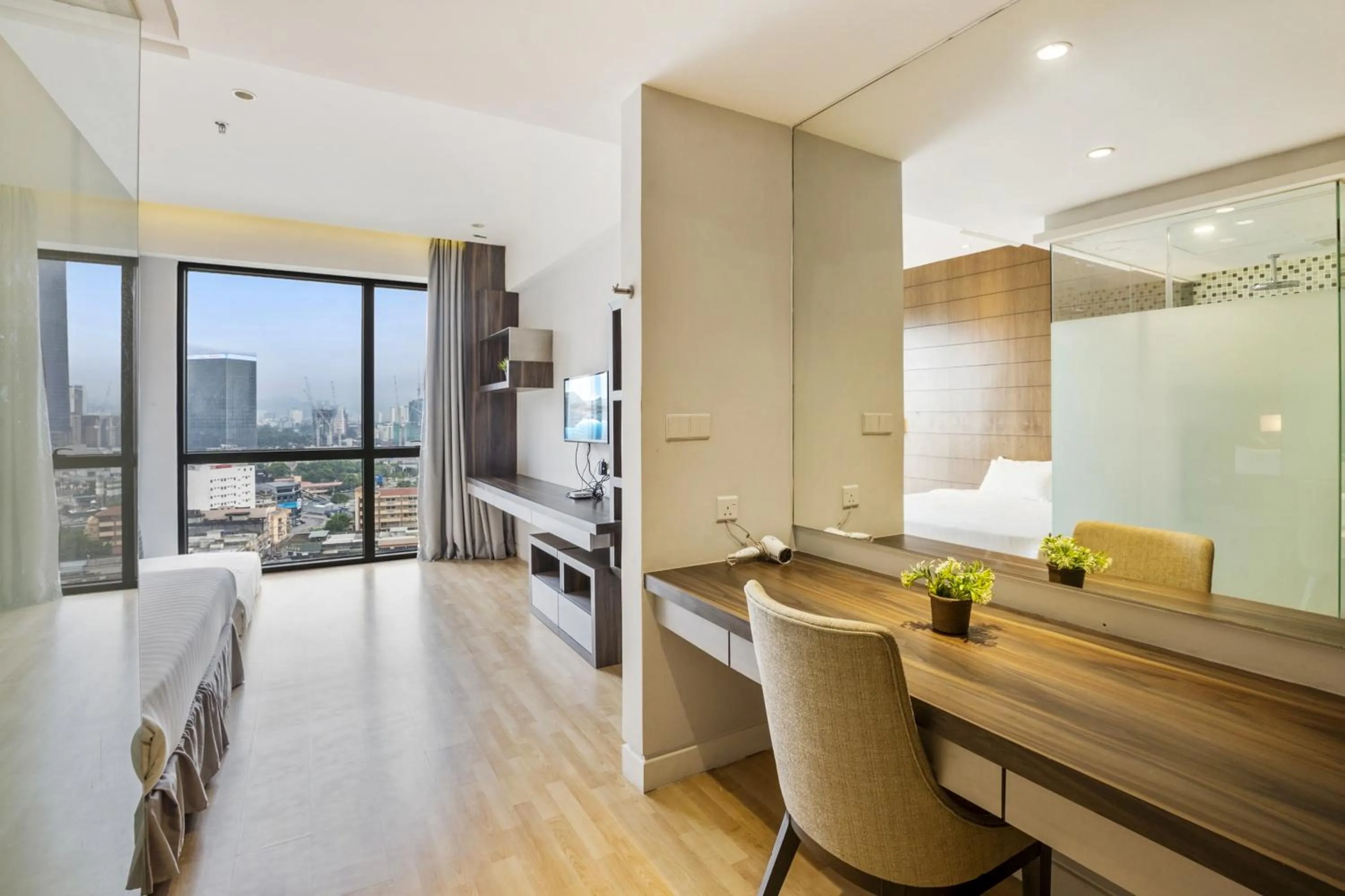 TV and multimedia in Greystone D' Majestic Place