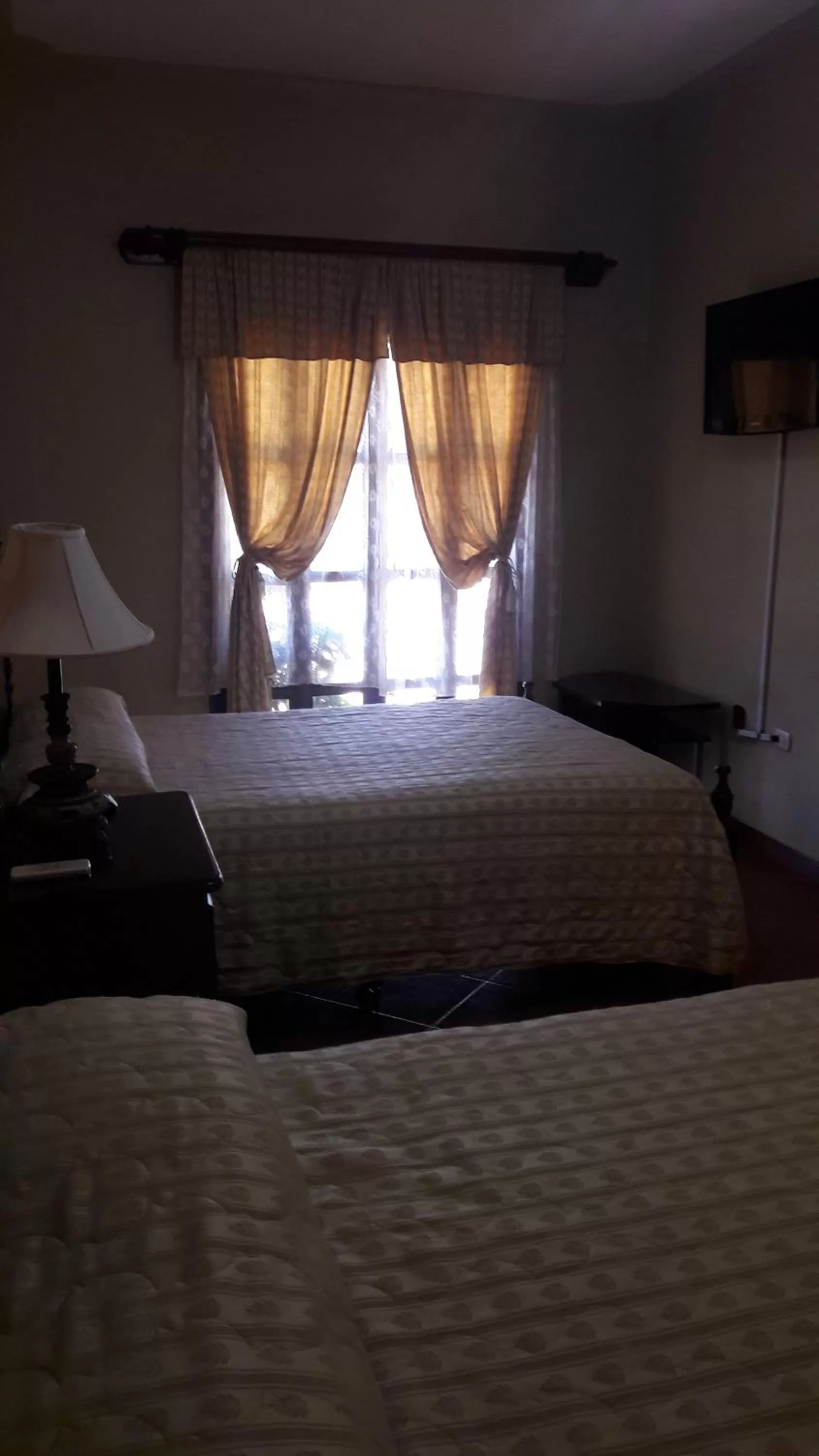 Bed in Hotel Acropolis Maya